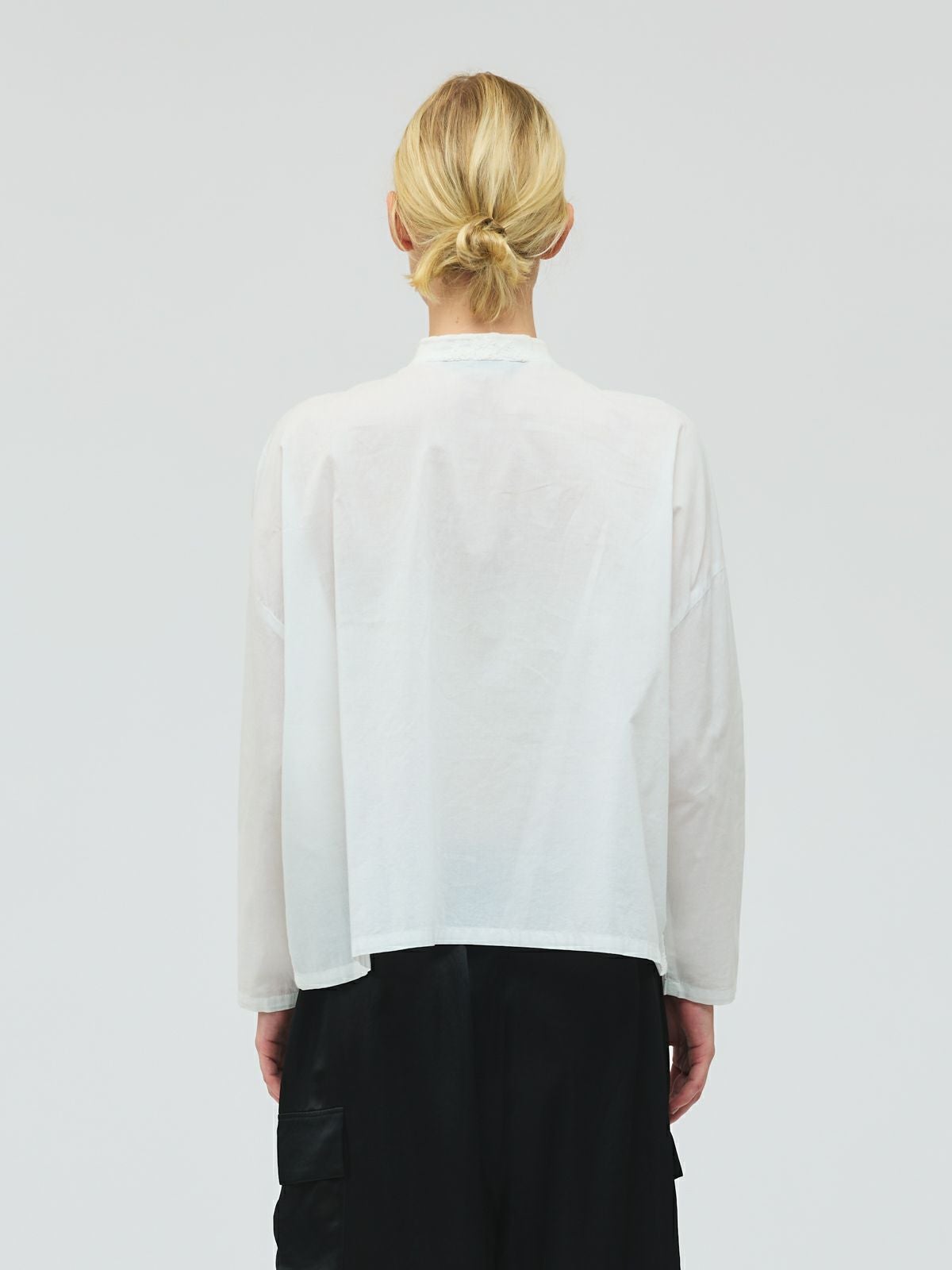 mizuiro ind レーススタンドカラーワイドシャツ｜ MARcourt ONLINE