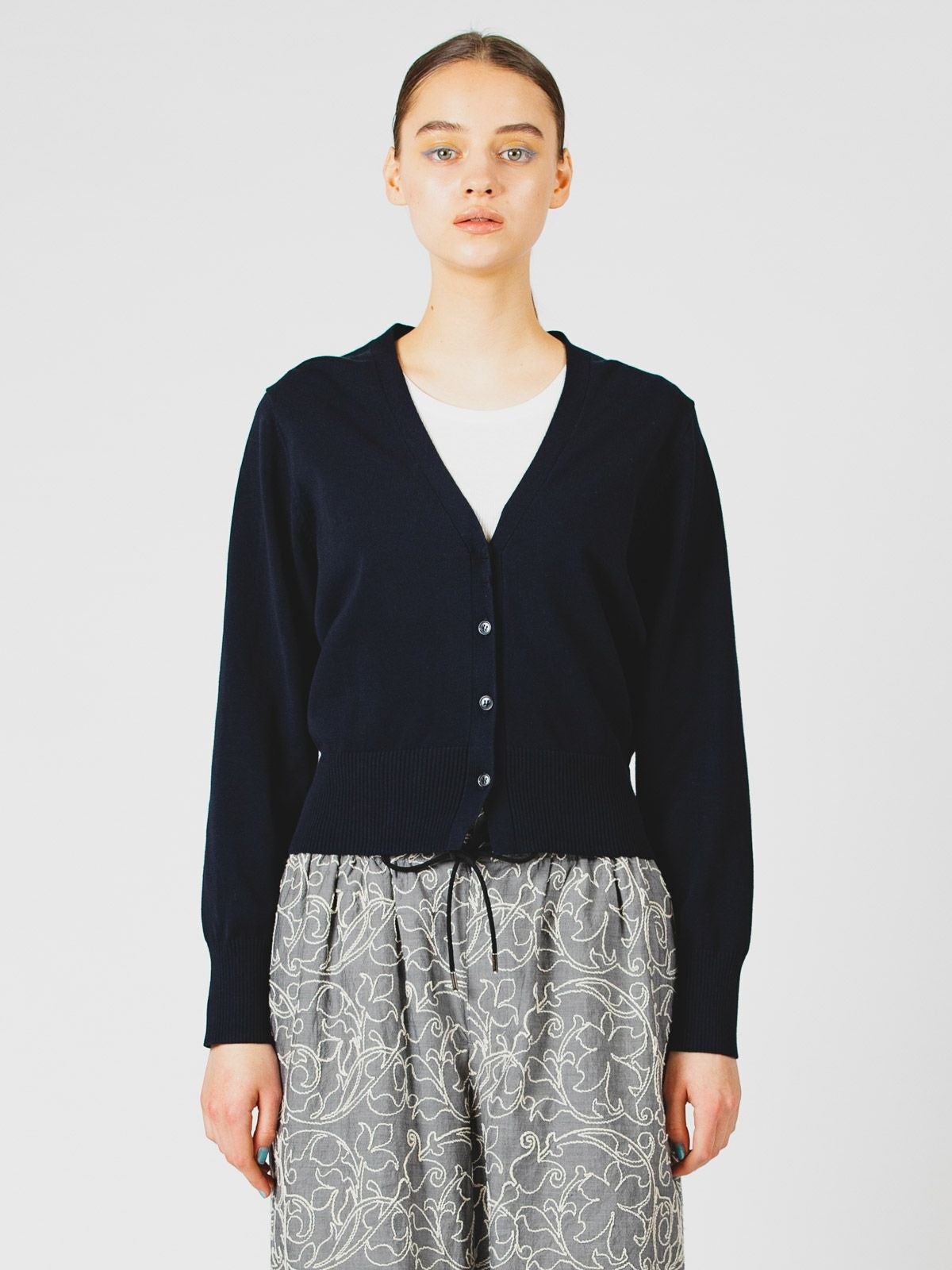 MIDIUMISOLID for Ladies Vネックショートカーディガン【4-1055