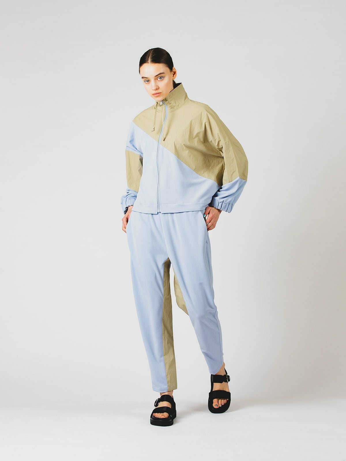 MIDIUMISOLID バイカラートラックジャケット｜ MARcourt ONLINE STORE
