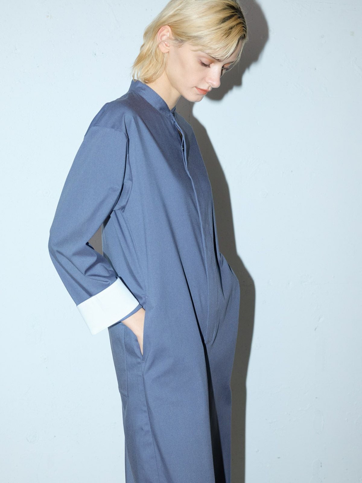 MIDIUMISOLID ノーカラージャンプスーツ｜ MARcourt ONLINE STORE