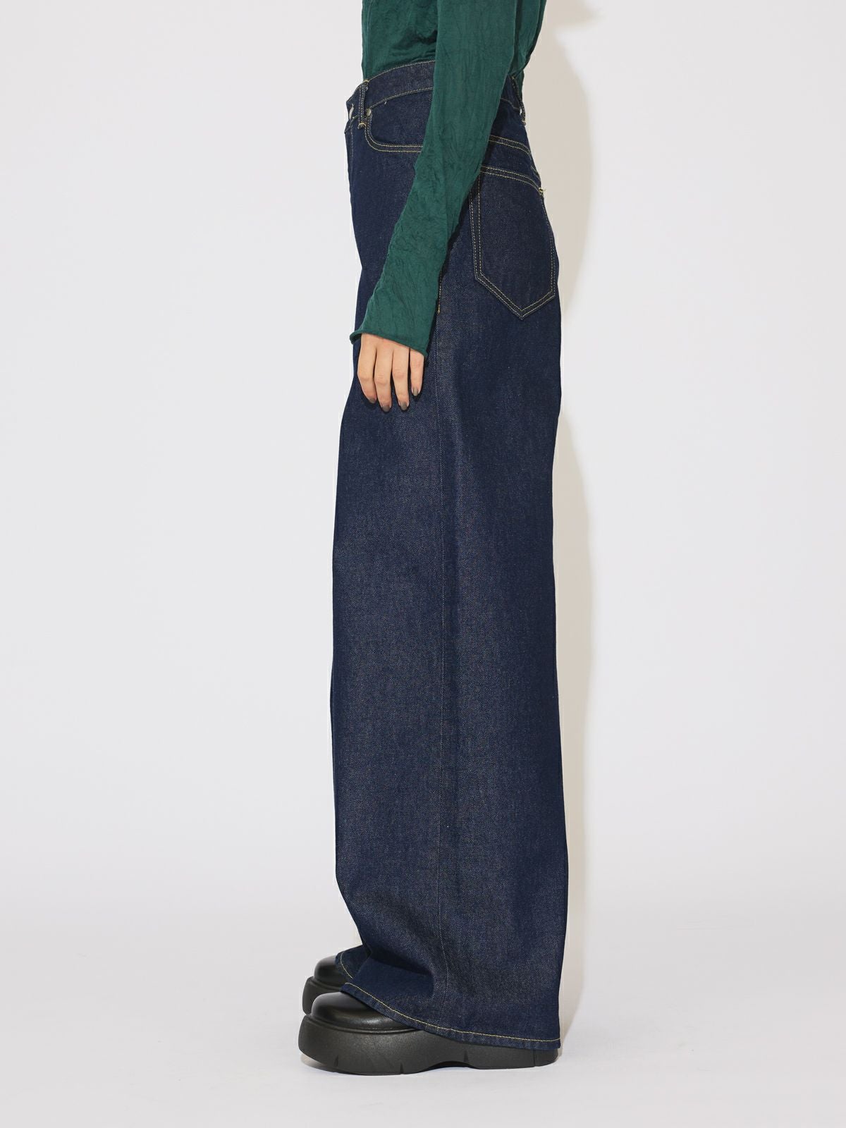 MIDIUMISOLID ハイウエストワイドデニム(インディゴ)｜ MARcourt