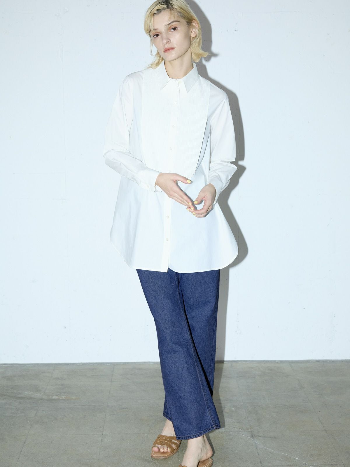 MIDIUMISOLID ハイウエストストレートデニム(インディゴ)｜ MARcourt