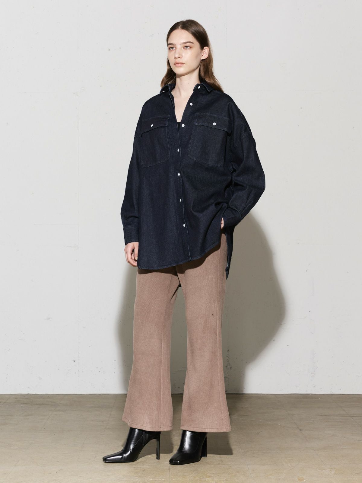 MIDIUMISOLID x Healthy DENIM ビッグシャツ Almond｜ MARcourt ONLINE