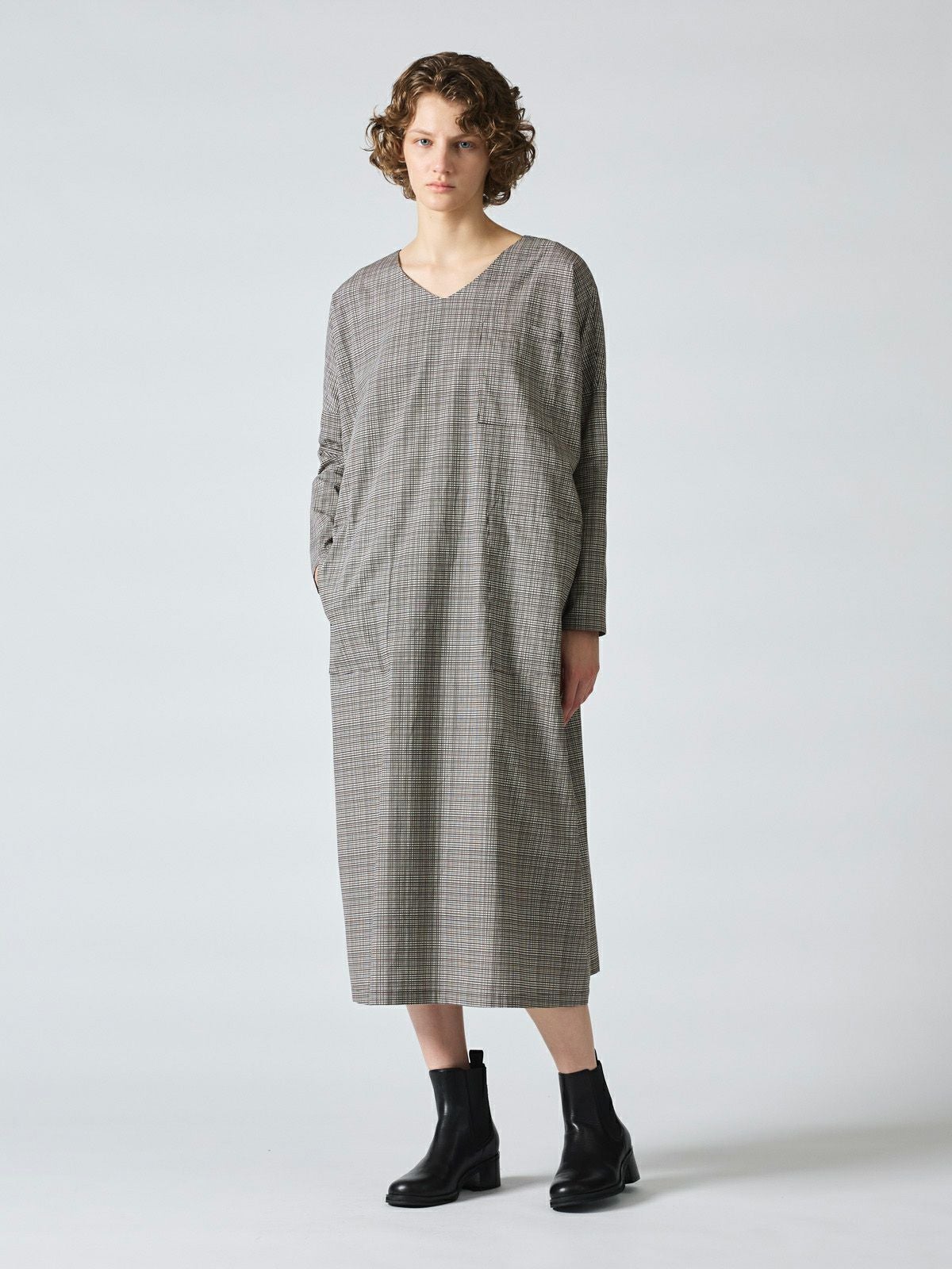mizuiro ind チェックプリントVネックワイドワンピース｜ MARcourt