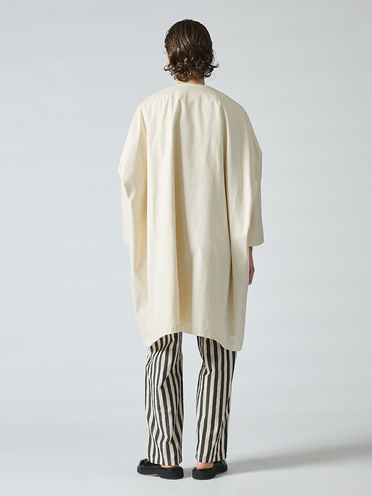 mizuiro ind クルーネックワイドコート｜ MARcourt ONLINE STORE