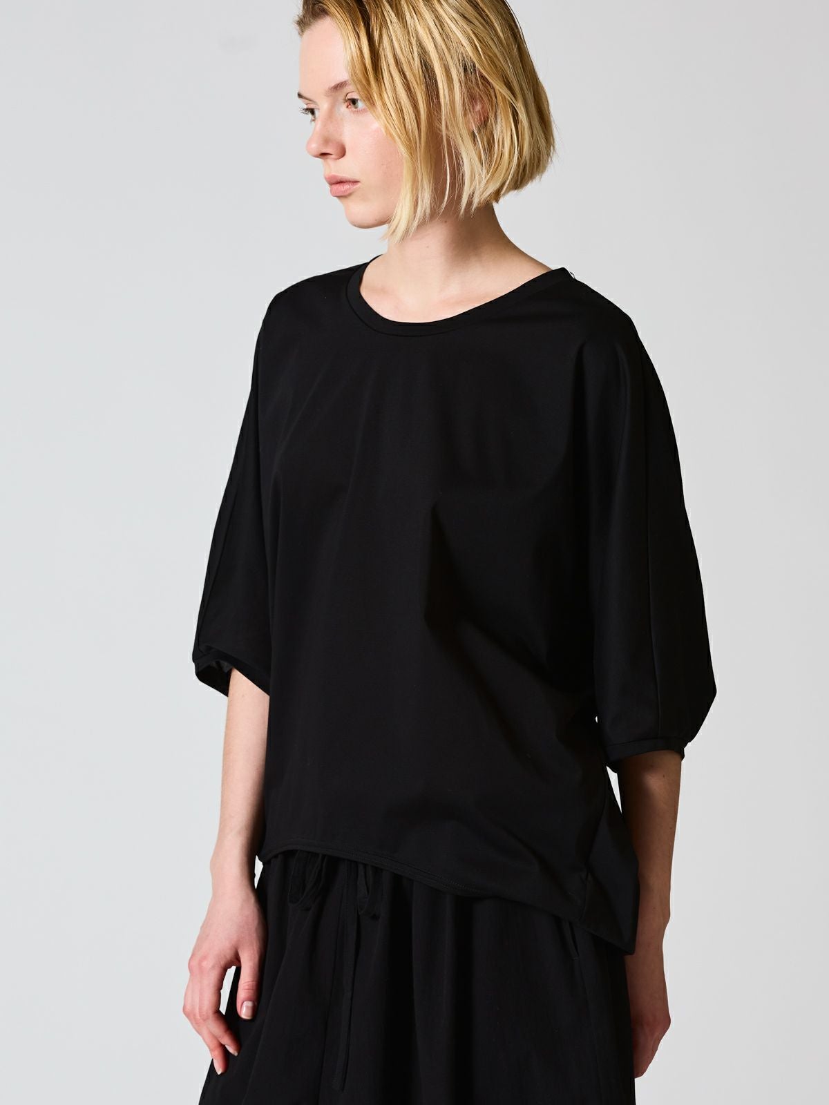mizuiro ind ドルマンコクーンプルオーバー｜ MARcourt ONLINE STORE