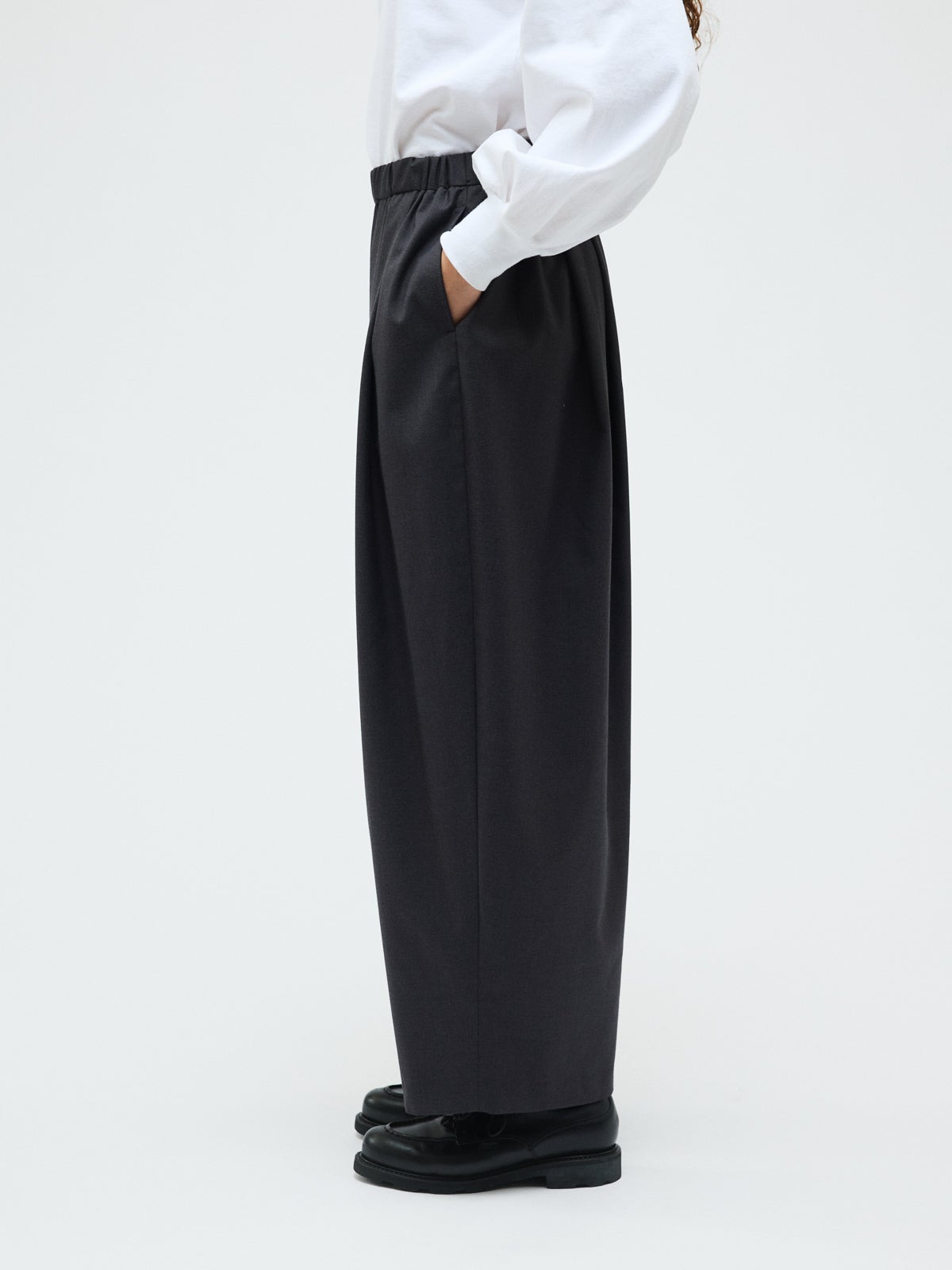 mizuiro ind ワイドタックパンツ｜ MARcourt ONLINE STORE