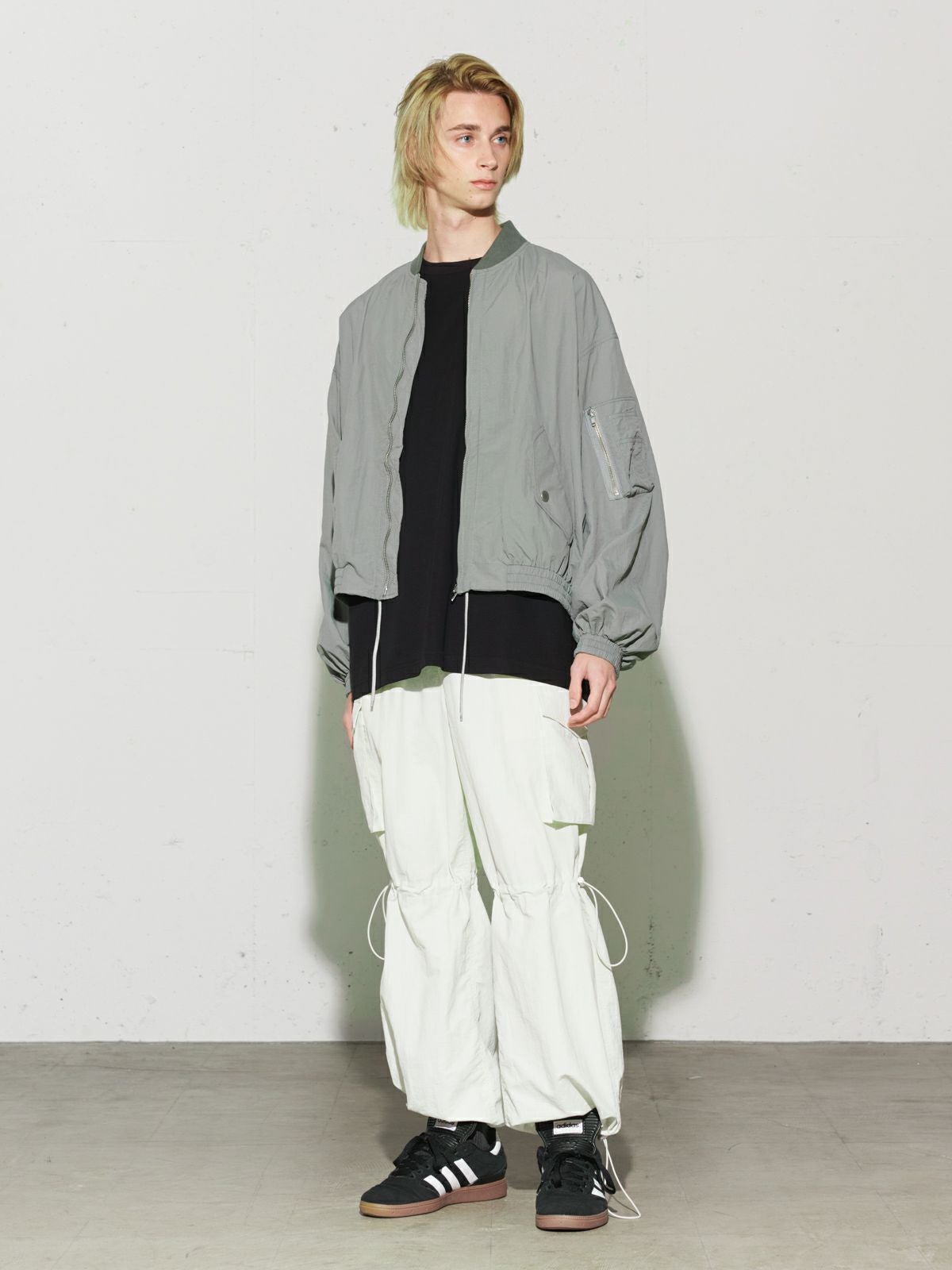 MIDIUMISOLID Men's ナイロンショートボンバージャケット【3-1118
