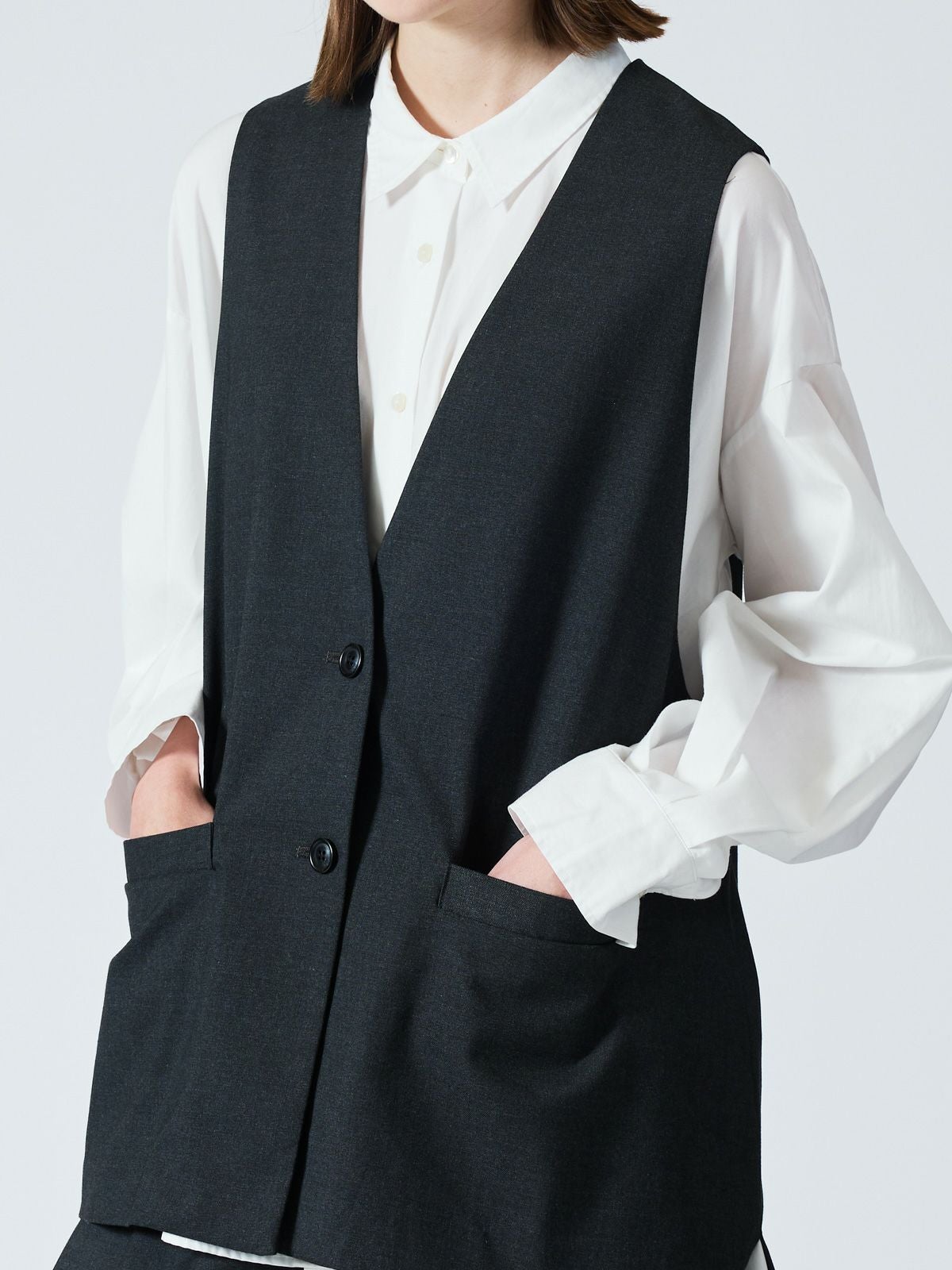 mizuiro ind ディープVネックワイドベスト｜ MARcourt ONLINE STORE