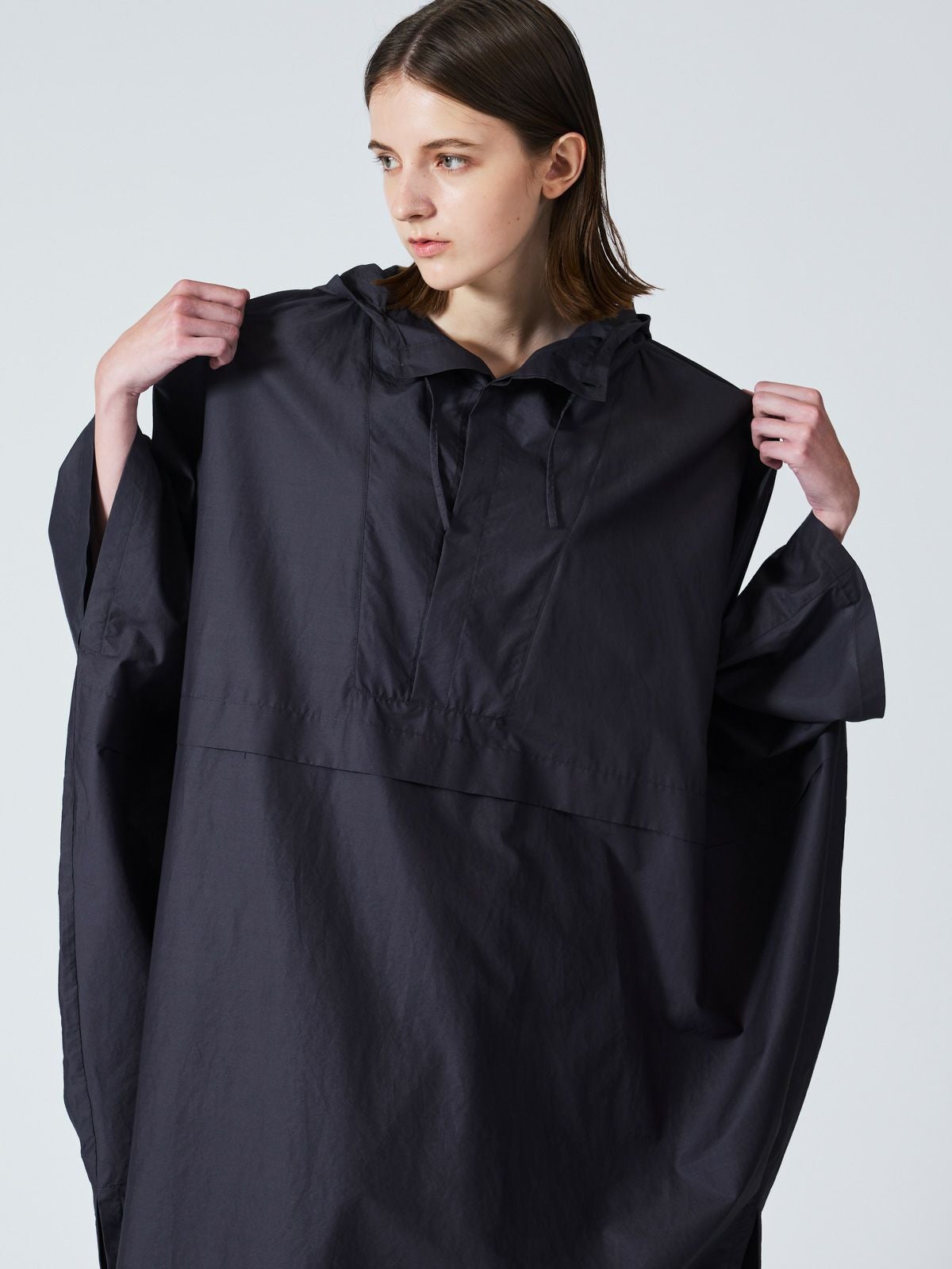 3/9(月)正午販売終了】mizuiro ind フード付きポンチョワンピース