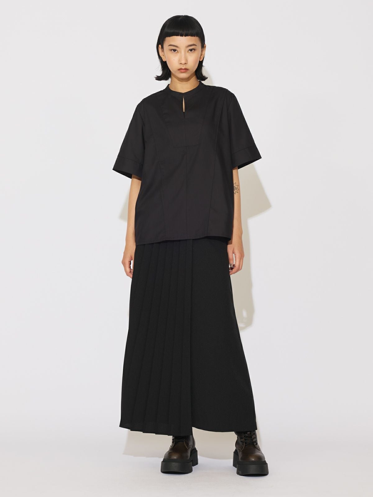 タグ付 MIDIUMISOLID for Ladies トレンチシャツ　ブラウス MIDIUMISOLID（ミディウミソリッド） シアースイッチング シャツ