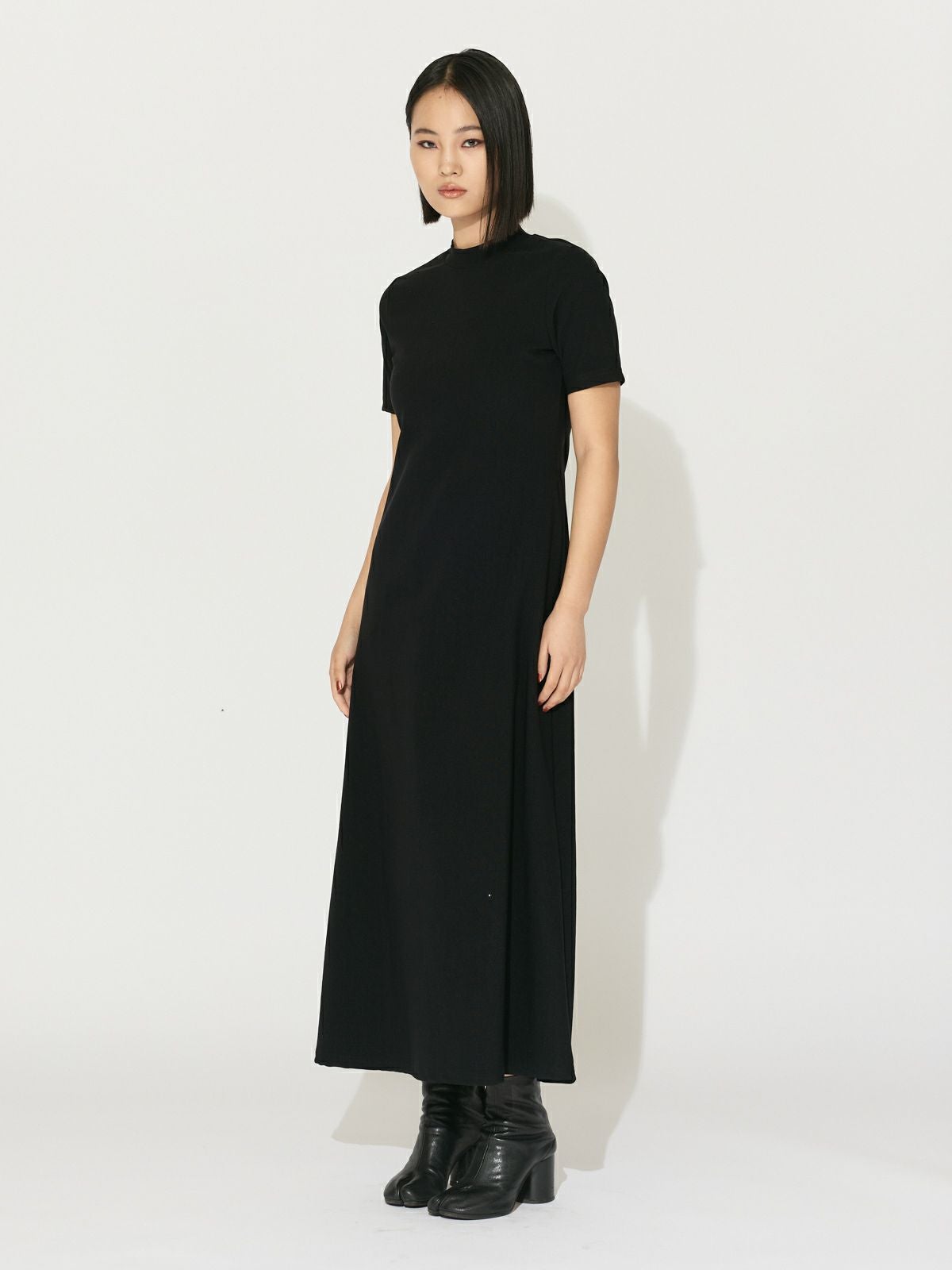 MIDIUMISOLID for Ladies タイトフィットワンピース[A]｜ MARcourt