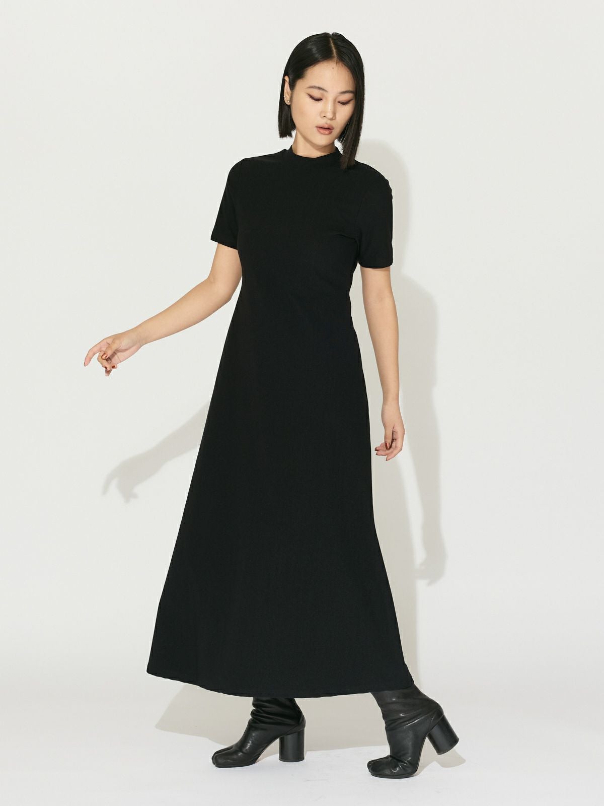 MIDIUMISOLID for Ladies タイトフィットワンピース[A]｜ MARcourt
