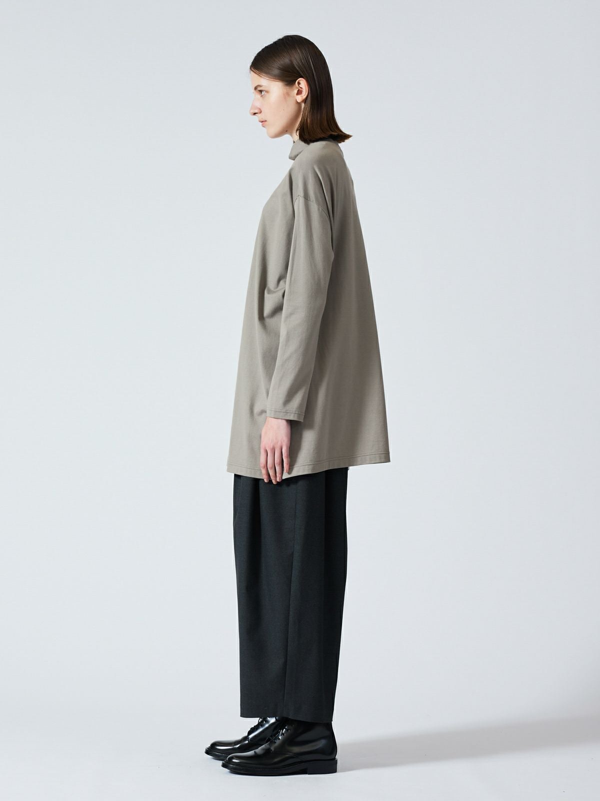 3/9(月)正午販売終了】mizuiro ind ハイネックワイドチュニック
