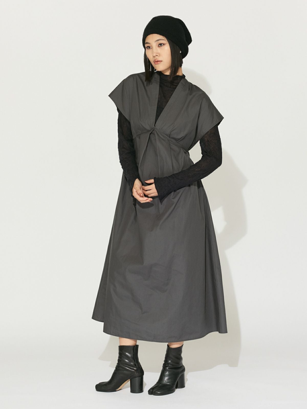 MIDIUMISOLID for Ladies フィット&フレアワンピース｜ MARcourt