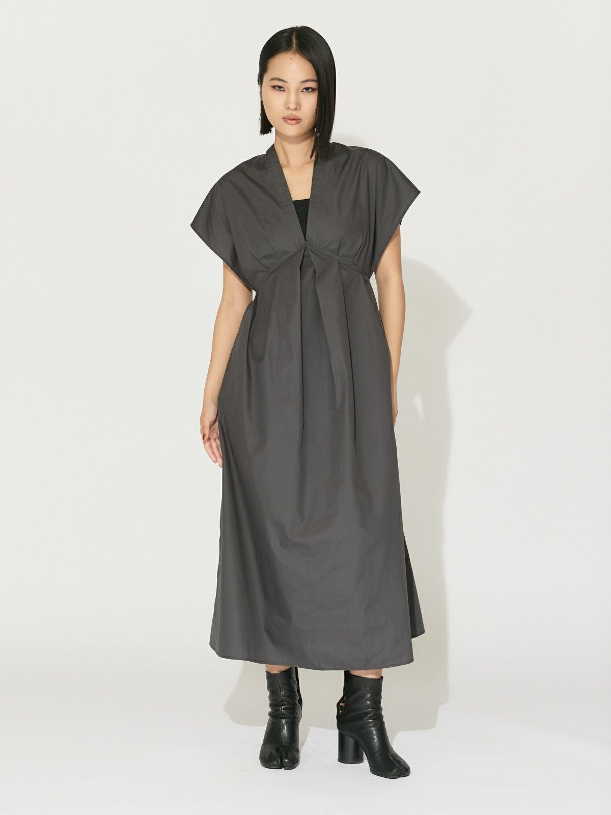MIDIUMISOLID for Ladies フィット&フレアワンピース｜ MARcourt