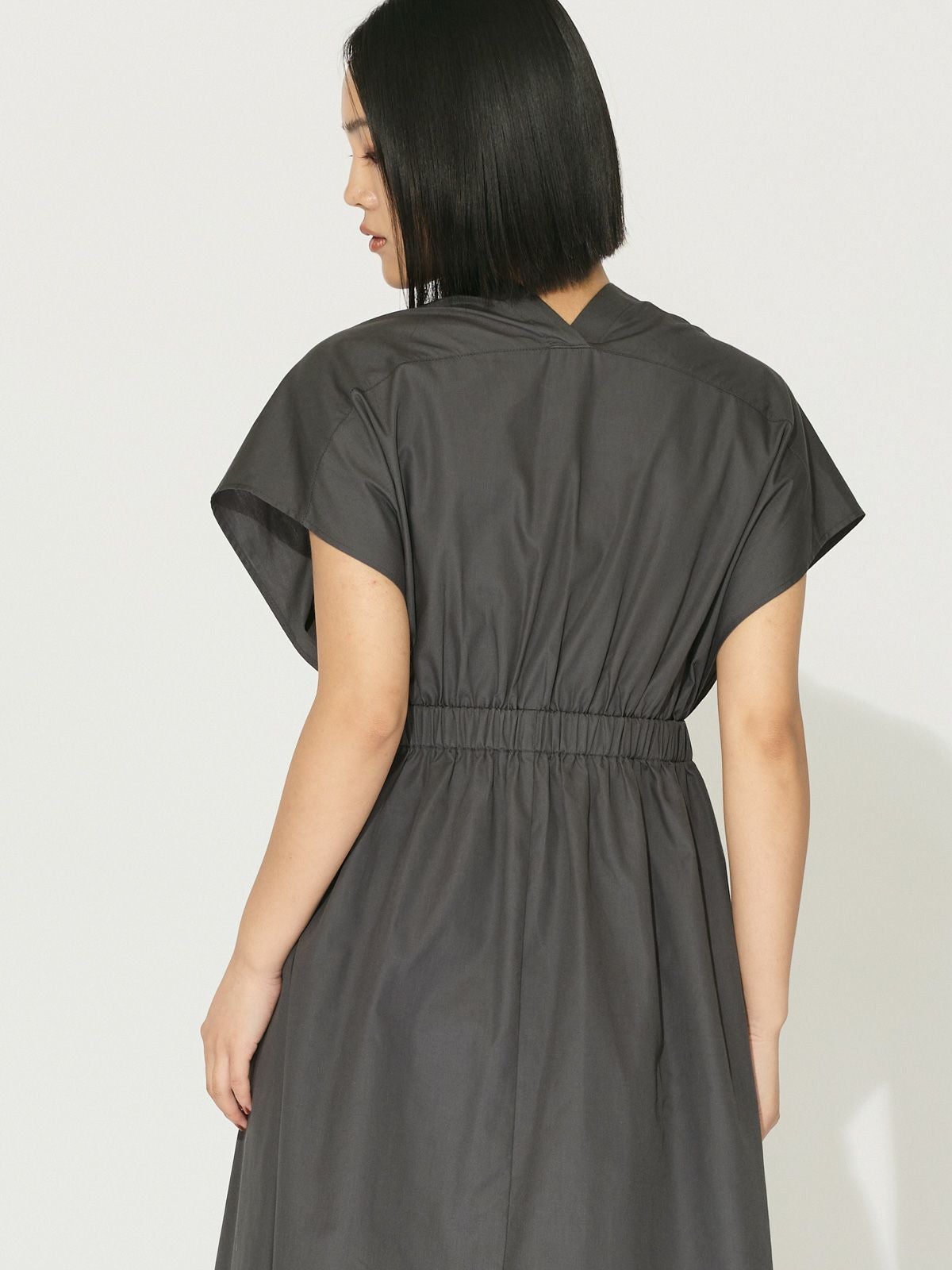 MIDIUMISOLID for Ladies フィット&フレアワンピース｜ MARcourt