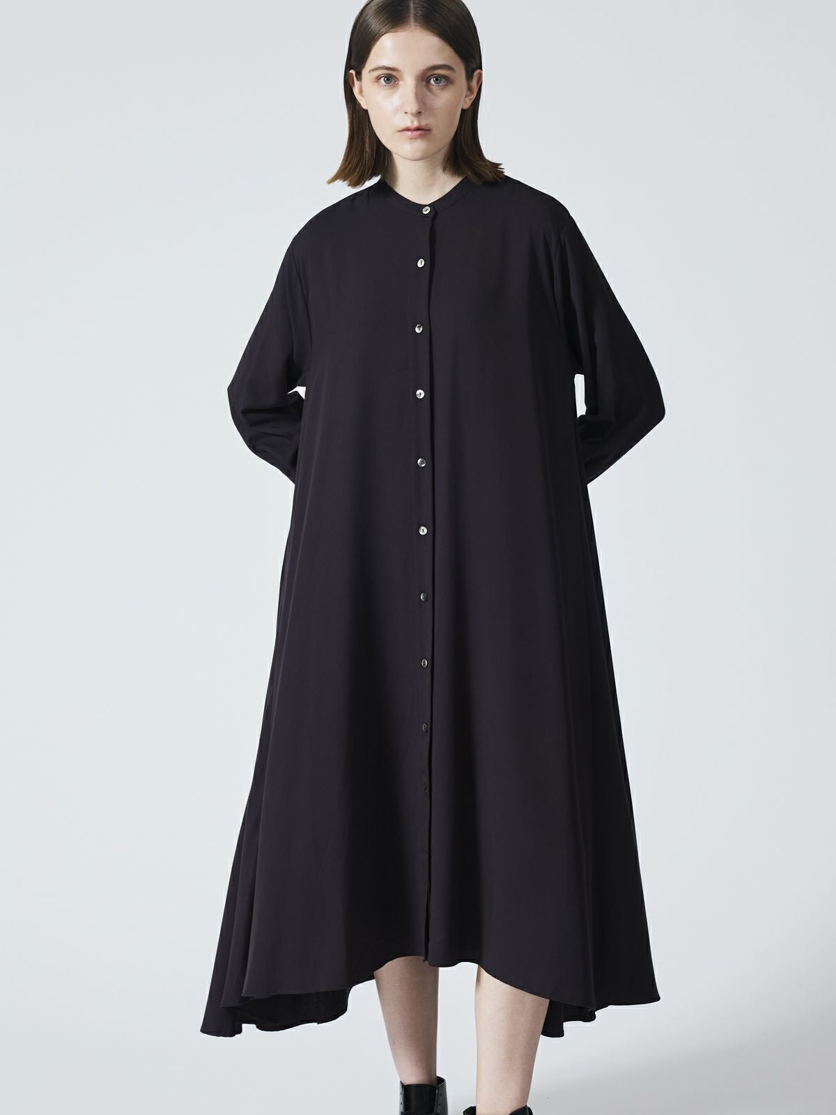 mizuiro ind T/Rスタンドカラーフレアワンピース｜ MARcourt ONLINE
