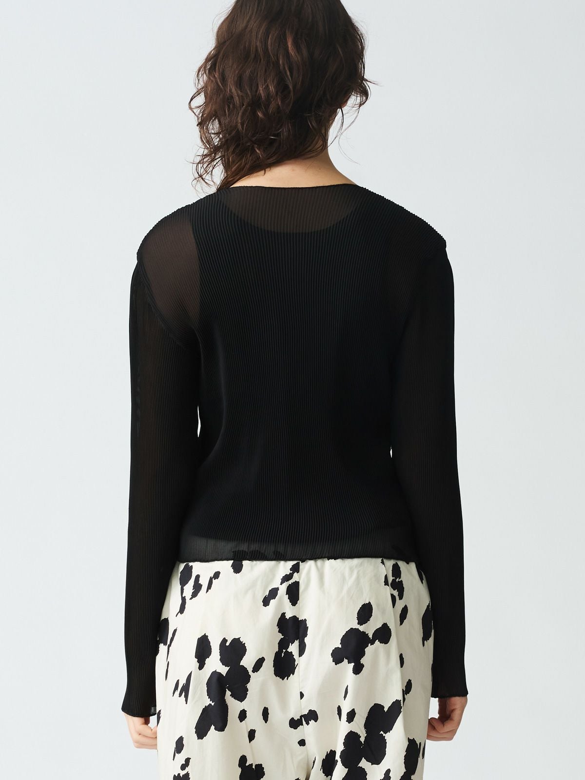 mizuiro ind プリーツクルーネックプルオーバー｜ MARcourt ONLINE