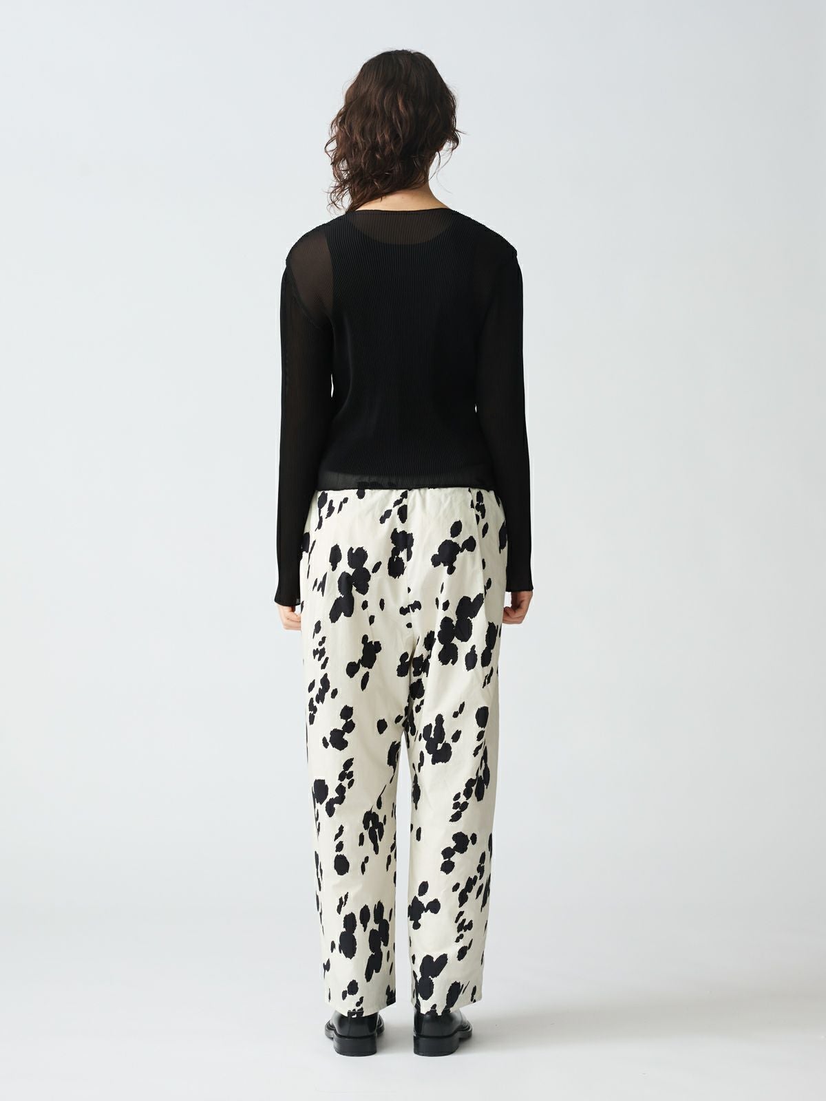 mizuiro ind プリーツクルーネックプルオーバー｜ MARcourt ONLINE