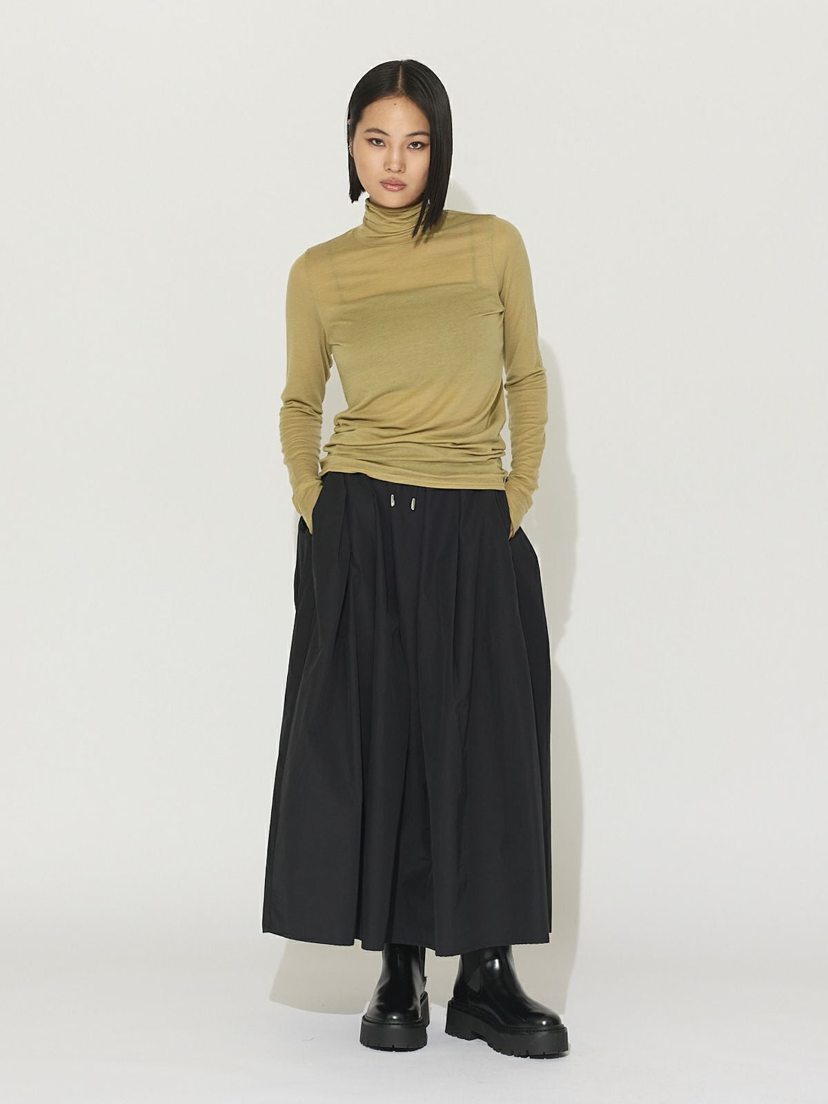 MIDIUMISOLID for Ladies ナイロンドレープアシンメトリースカート