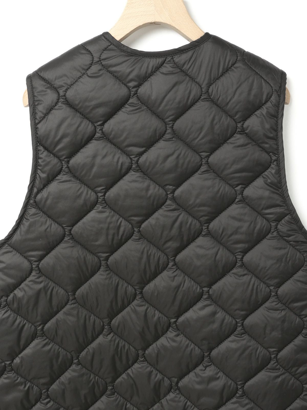 MidiUmi ショートキルティングベスト｜ MARcourt ONLINE STORE