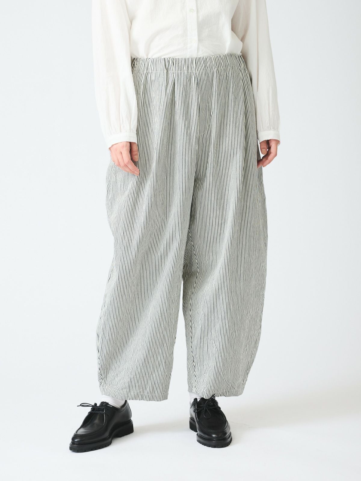 mizuiro ind ヒッコリーワイドテーパードパンツ｜ MARcourt ONLINE