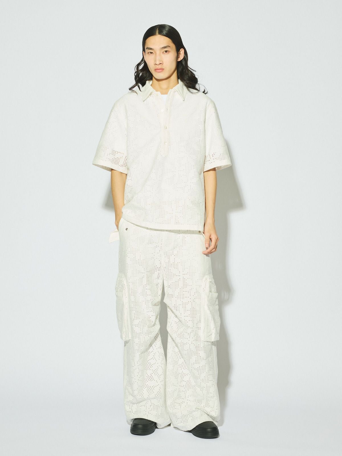 BAYCREW'S 新品　ホワイト ミリタリーカーゴパンツ MIDIUMISOLID Men's レースカーゴパンツ[A]｜ MARcourt ONLINE STORE