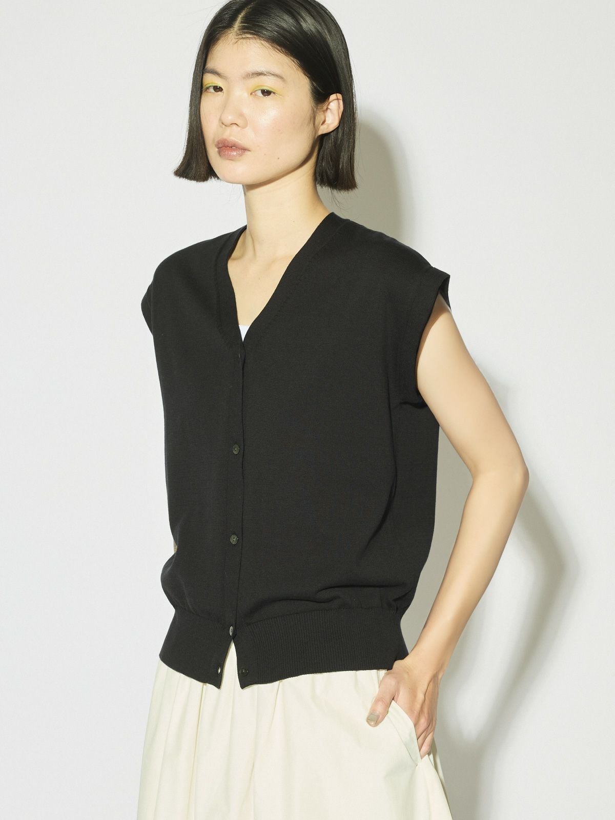 MIDIUMISOLID for Ladies ノースリーブVネックカーディガン[A