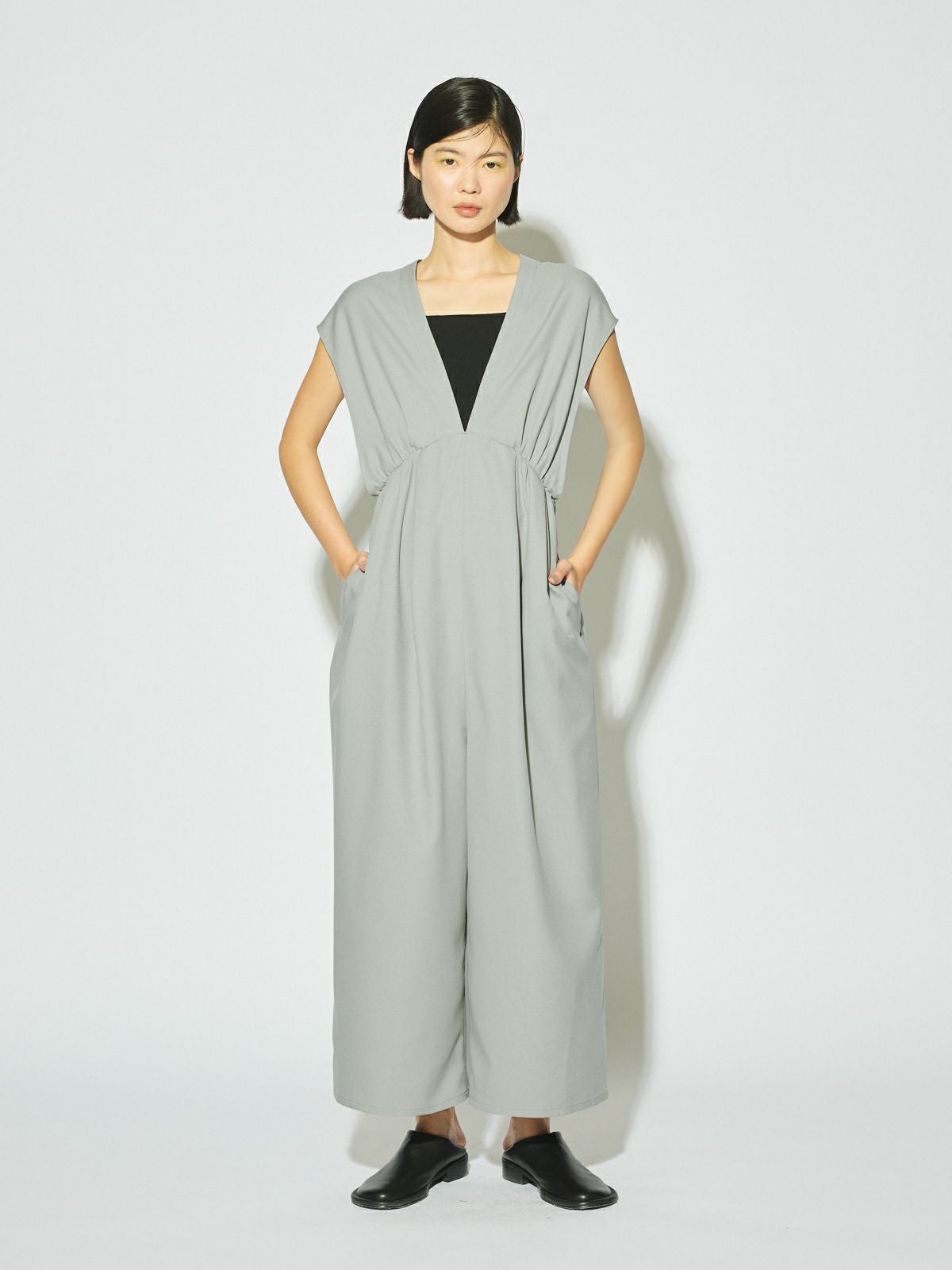 MIDIUMISOLID for Ladies Vネックオールインワン｜ MARcourt ONLINE