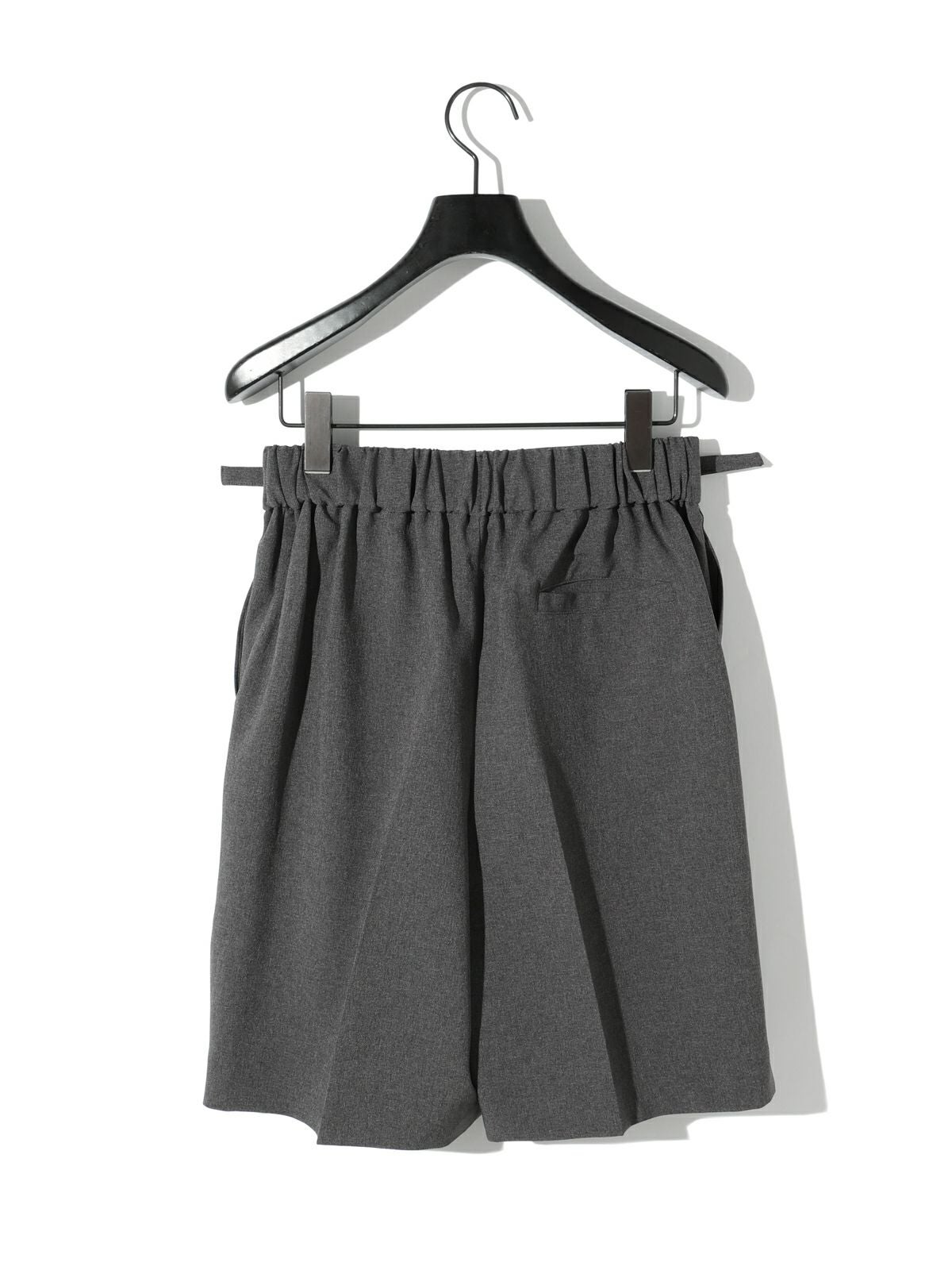 MIDIUMISOLID for Ladies センタープレスショートパンツ｜ MARcourt