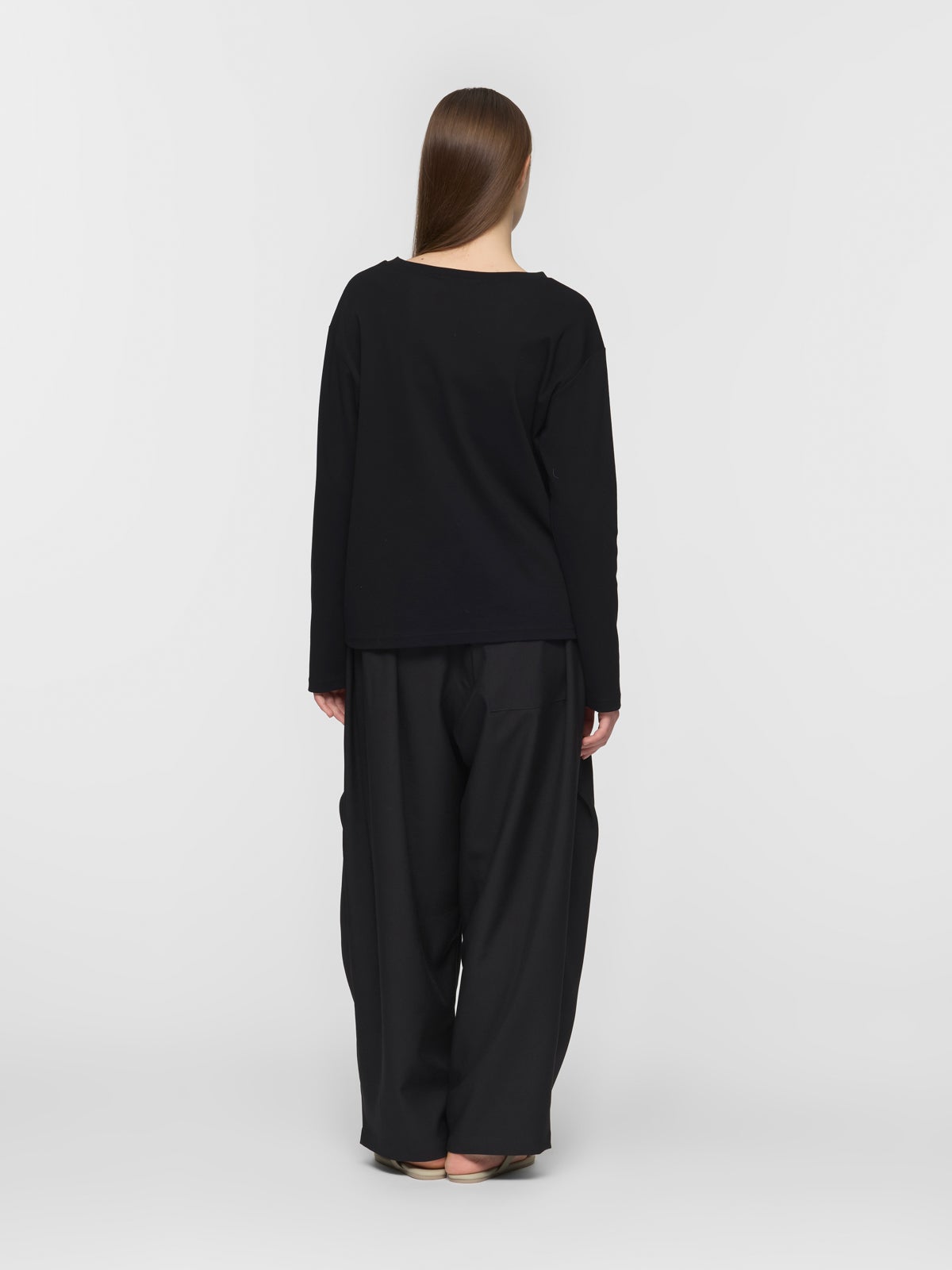 mizuiro ind クルーネックT｜ MARcourt ONLINE STORE - マーコート