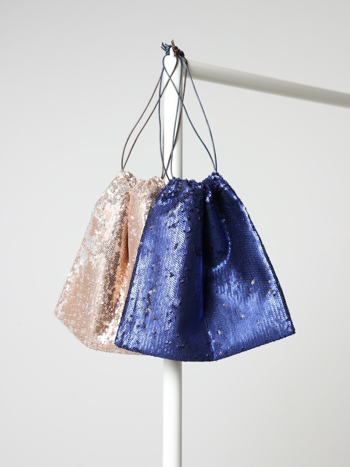 MARIA LA ROSA MERET POUCH スパンコール巾着ポーチ【3-8011