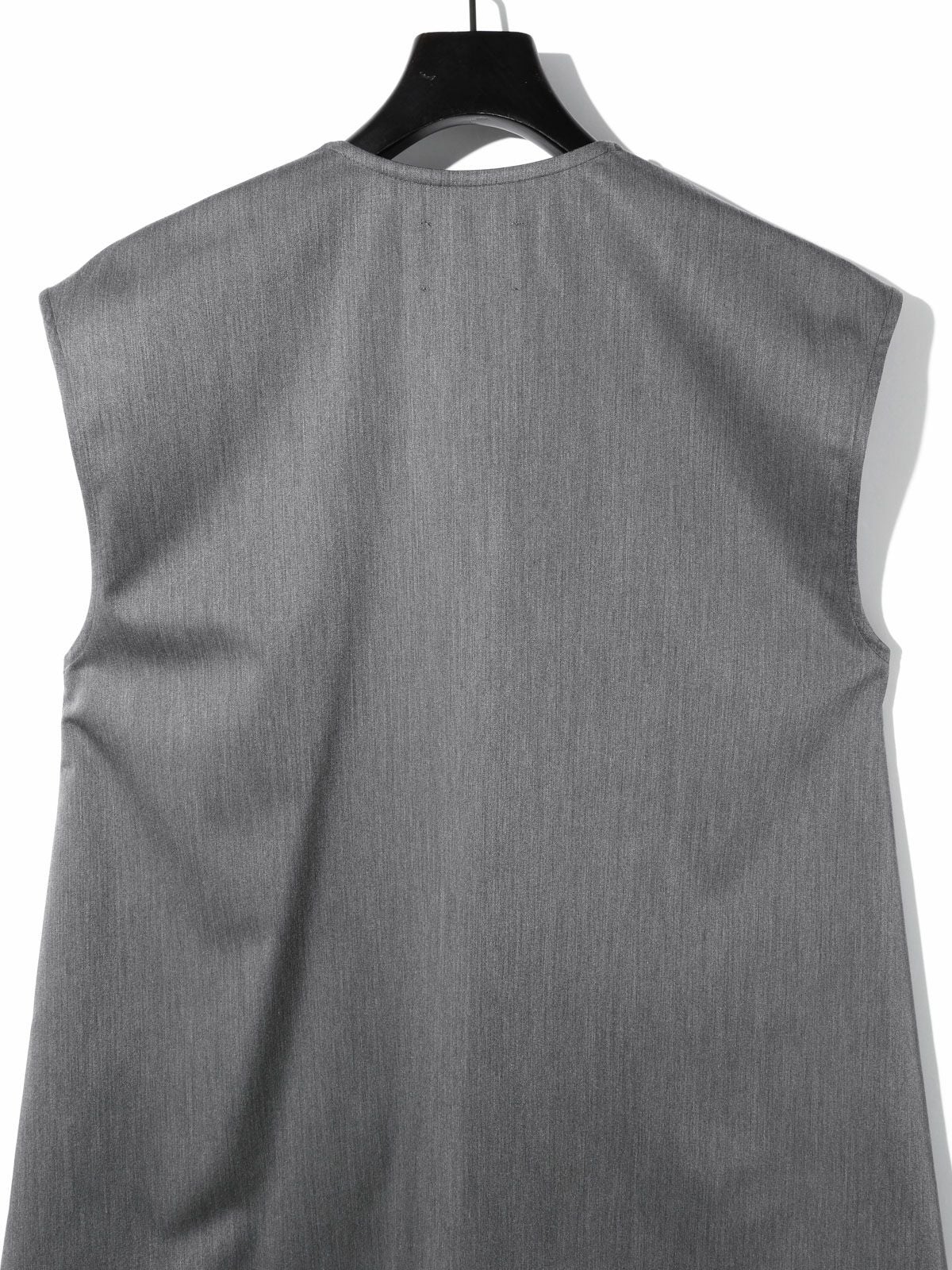 MIDIUMISOLID for Ladies Vネックノースリーブプルオーバー[A