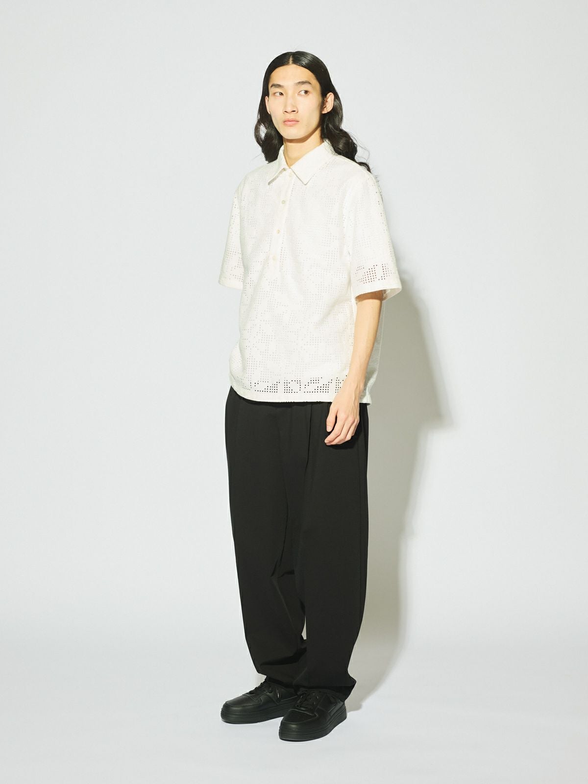 MIDIUMISOLID Men's コンプレッションストレッチテーパードパンツ[A