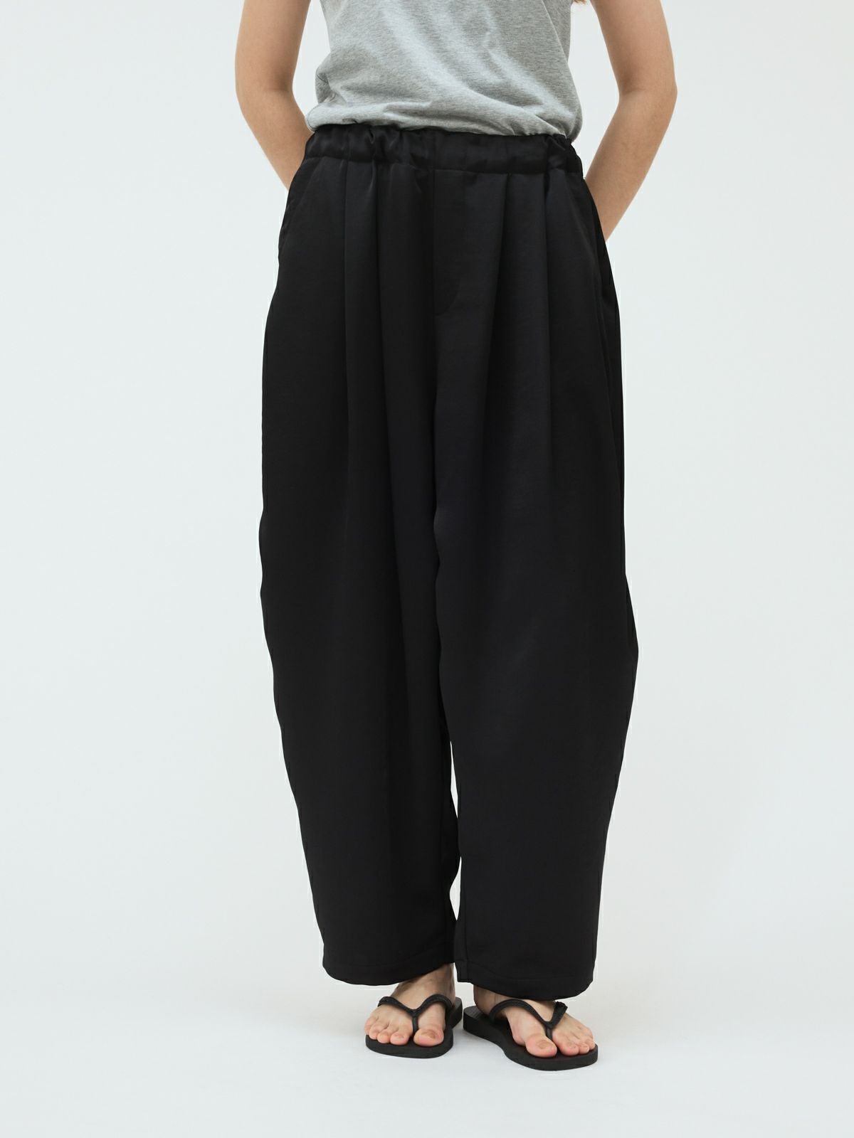 mizuiro ind サテンワイドカーゴパンツ｜ MARcourt ONLINE STORE