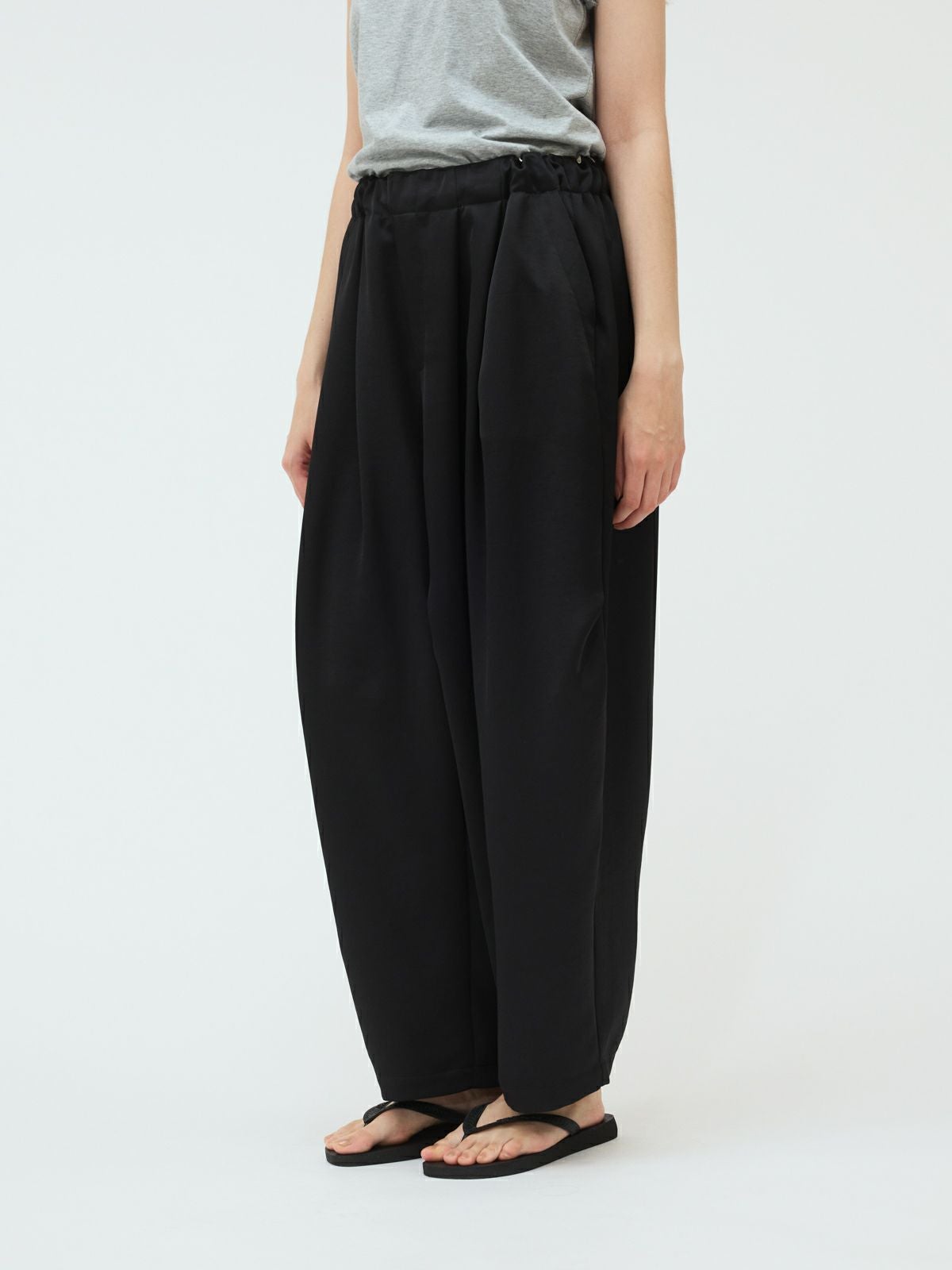 mizuiro ind サテンワイドカーゴパンツ｜ MARcourt ONLINE STORE