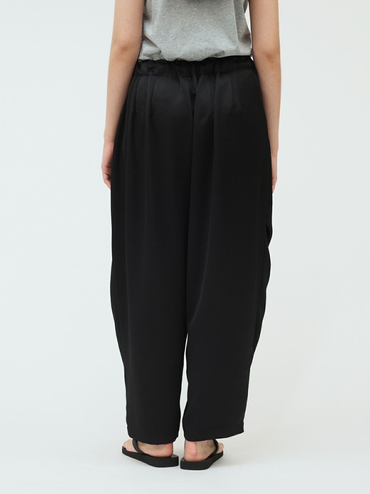 mizuiro ind サテンワイドカーゴパンツ｜ MARcourt ONLINE STORE