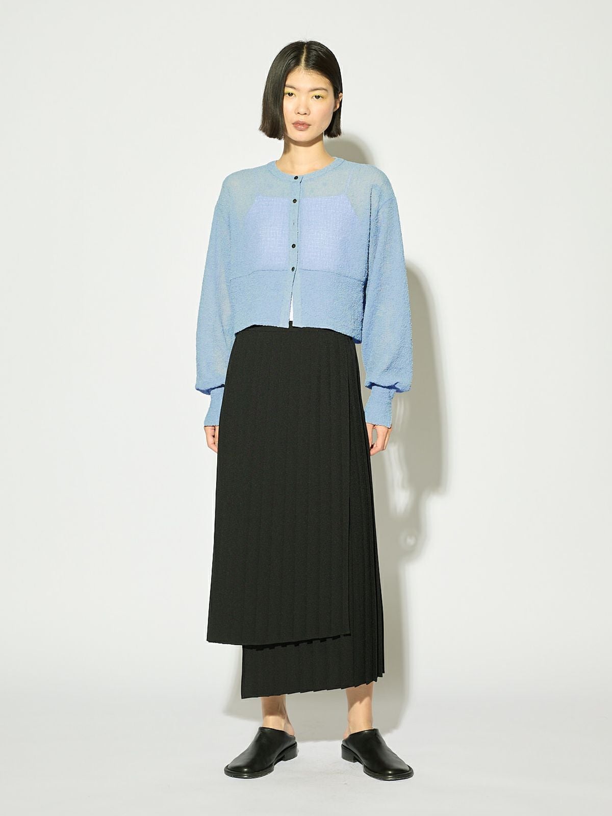 MIDIUMISOLID for Ladies シアークルーネックショートカーディガン[A