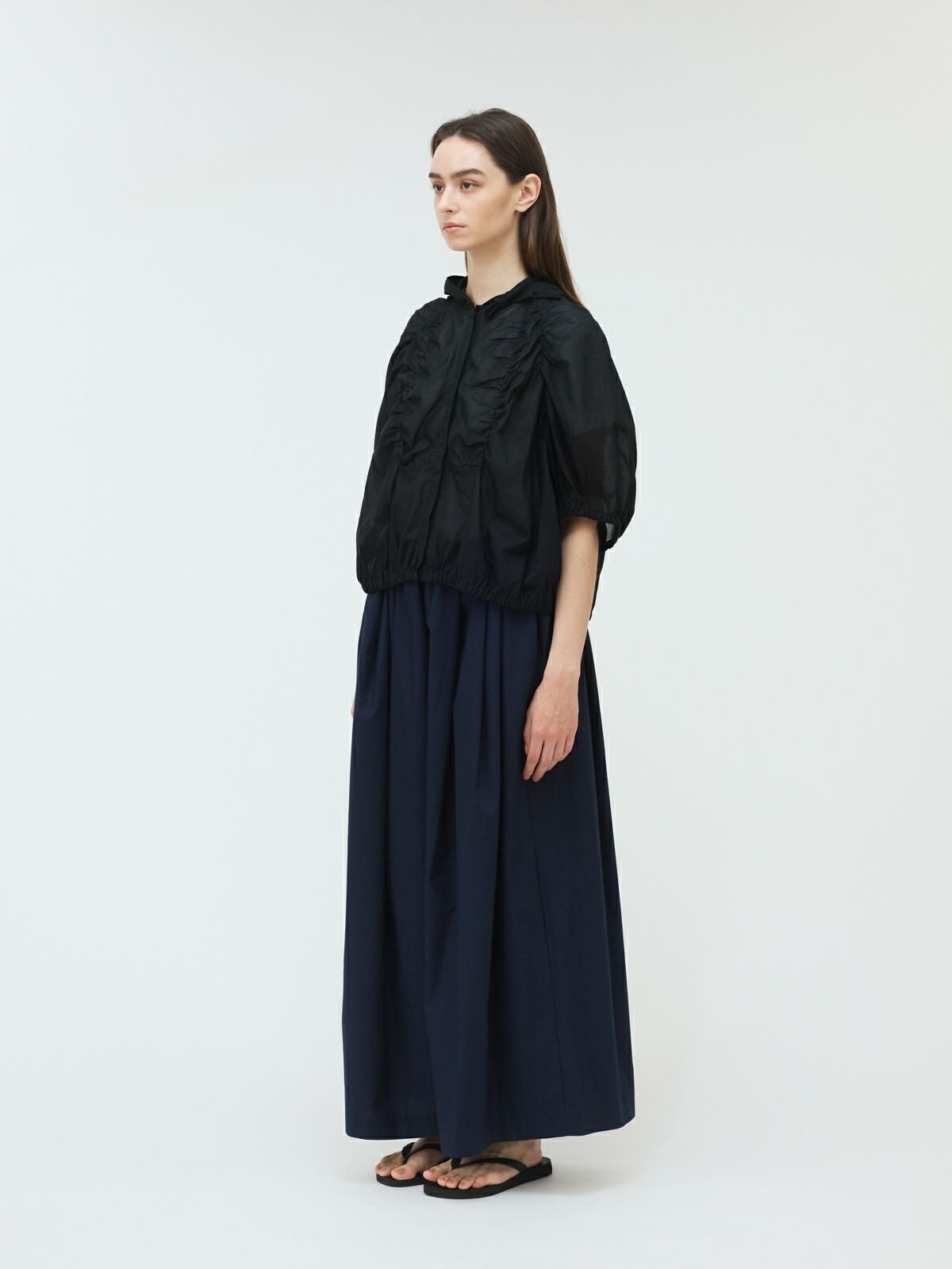 mizuiro ind ギャザーフード付きシャツ｜ MARcourt ONLINE STORE