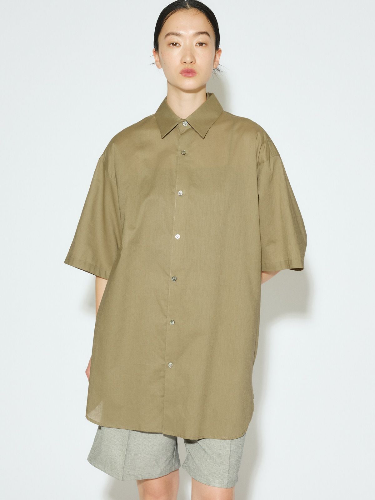 新品未使用※MIDIUMISOLID 半袖バルーンスリーブシャツ ホワイト 楽天市場】【SALE 50%OFF】MIDIUMISOLID(ミディウミソリッド) half slv