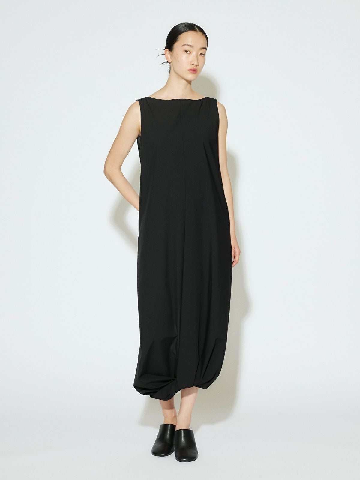 MIDIUMISOLID for Ladies フィットコクーンワンピース[A]｜ MARcourt