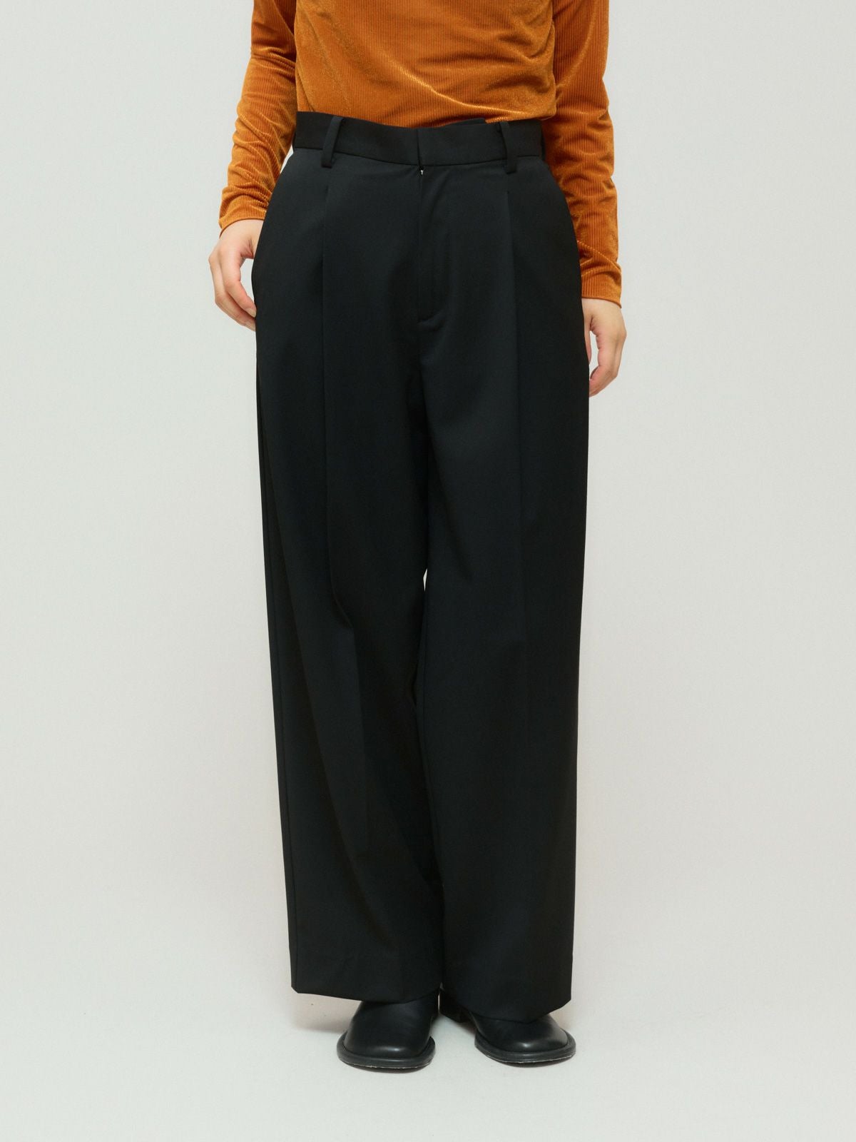 MIDIUMISOLID for Ladies ストレートスラックス｜ MARcourt ONLINE
