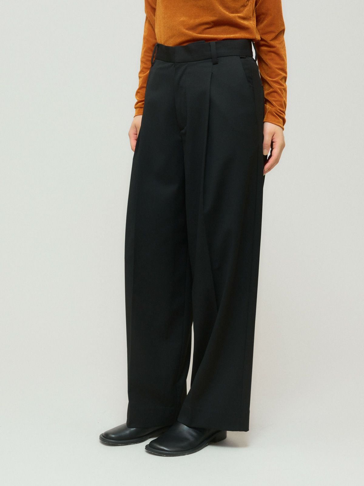 MIDIUMISOLID for Ladies ストレートスラックス｜ MARcourt ONLINE