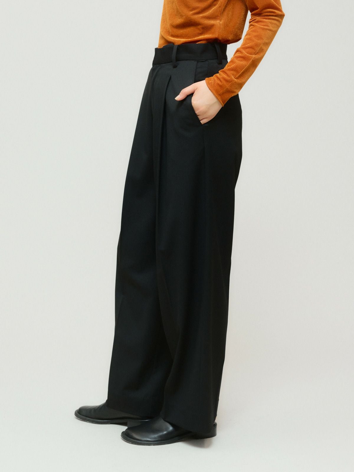 MIDIUMISOLID for Ladies ストレートスラックス｜ MARcourt ONLINE