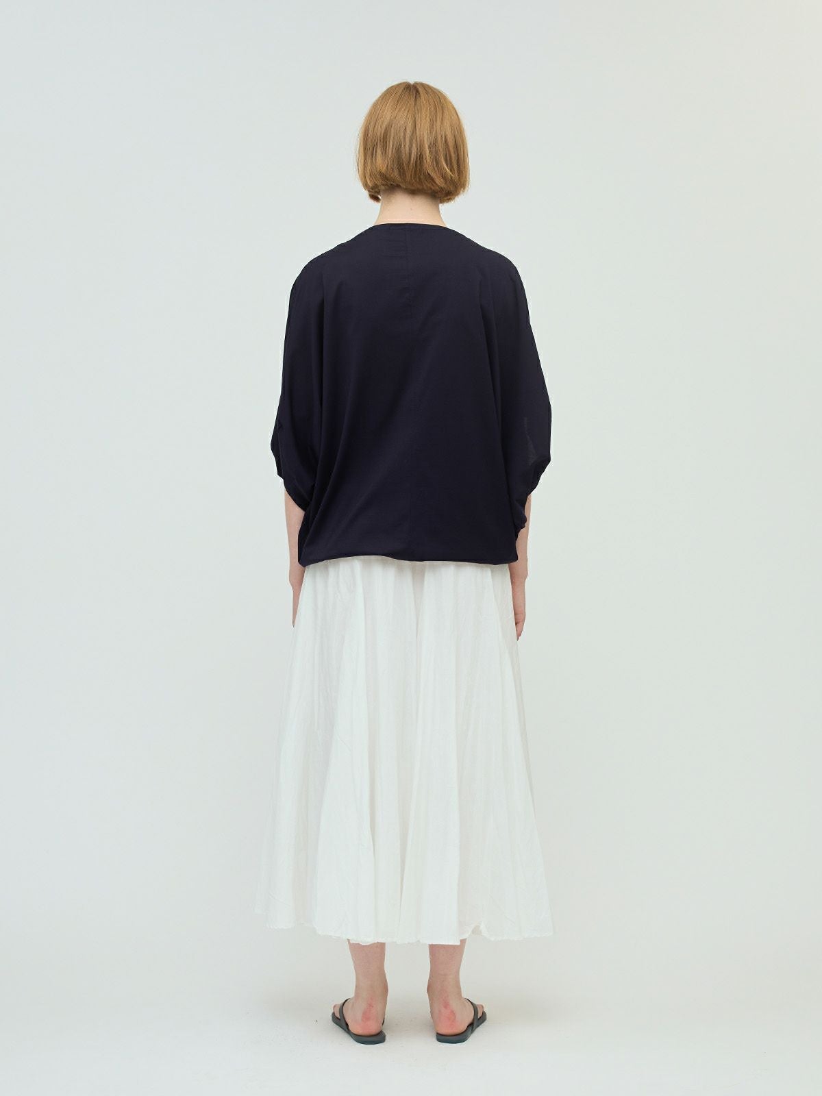 mizuiro ind ボートネックドルマンプルオーバー｜ MARcourt ONLINE
