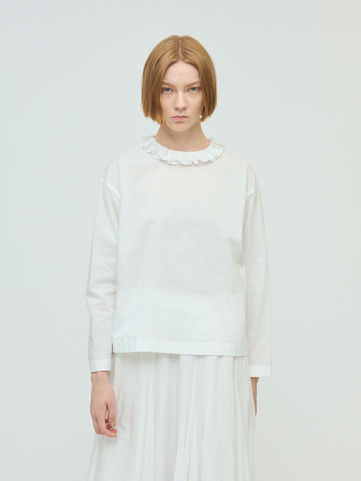 mizuiro ind フリルカラープルオーバーシャツ｜ MARcourt ONLINE STORE