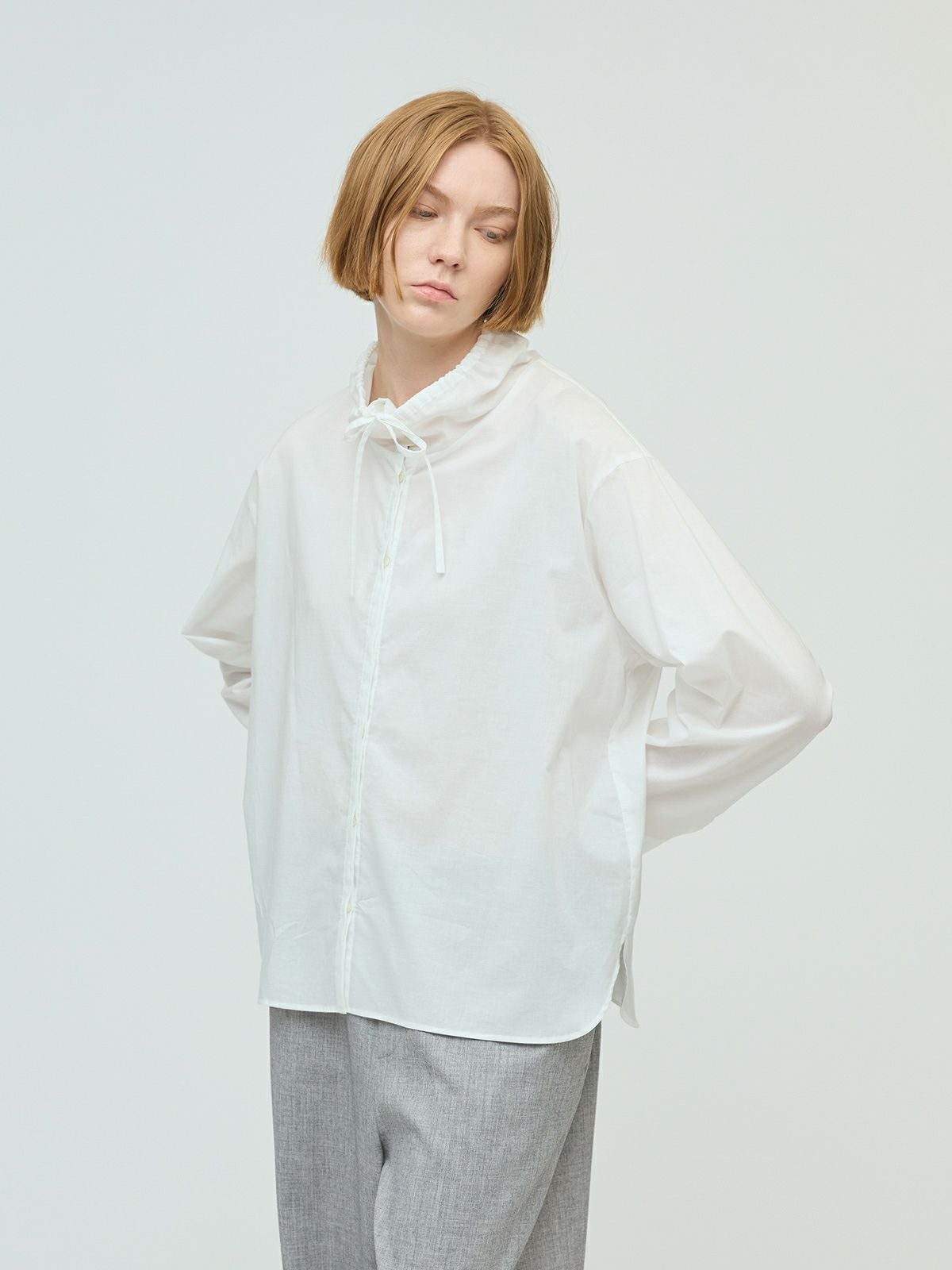 mizuiro ind ギャザースタンドカラーシャツ｜ MARcourt ONLINE STORE