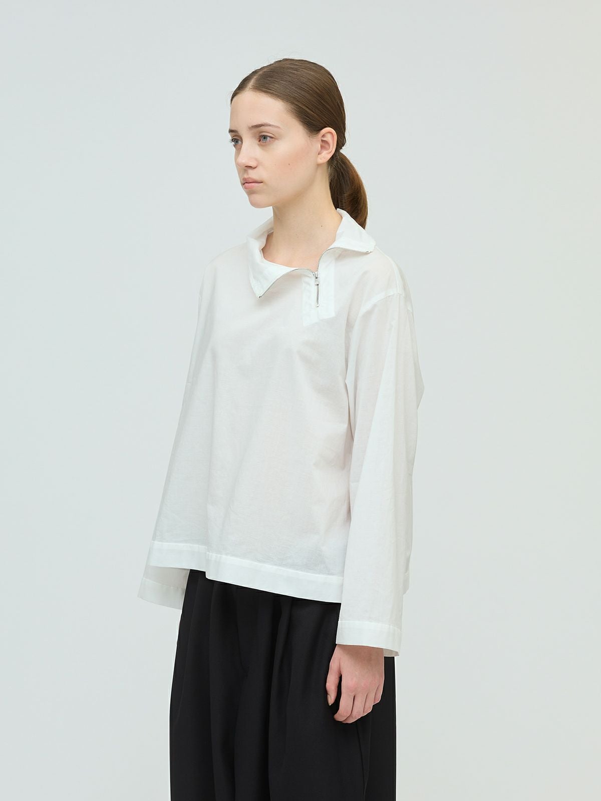 mizuiro ind ジップハイネックカラープルオーバー｜ MARcourt ONLINE