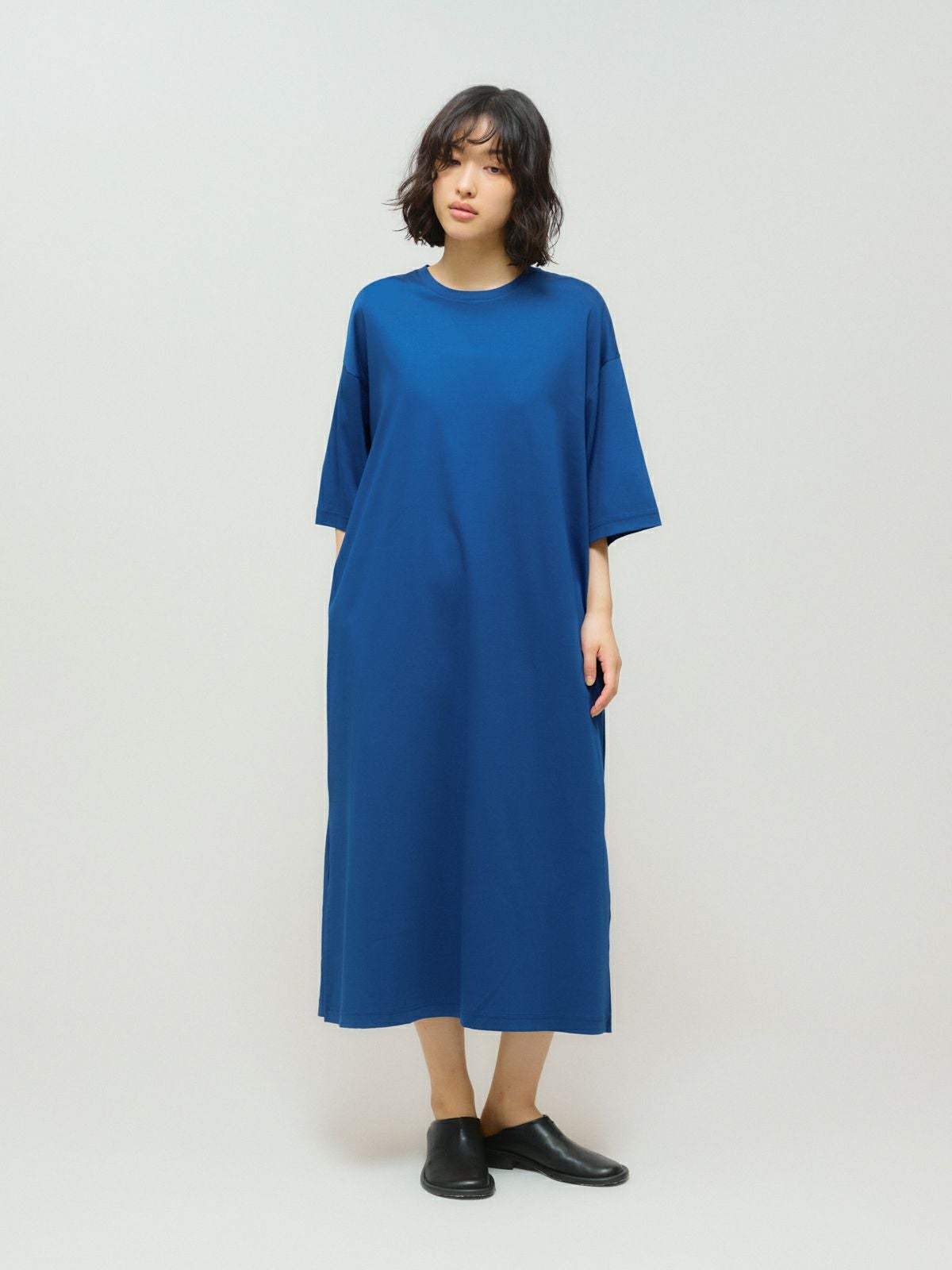 MIDIUMISOLID for Ladies リラックススリットワンピース[A]｜ MARcourt